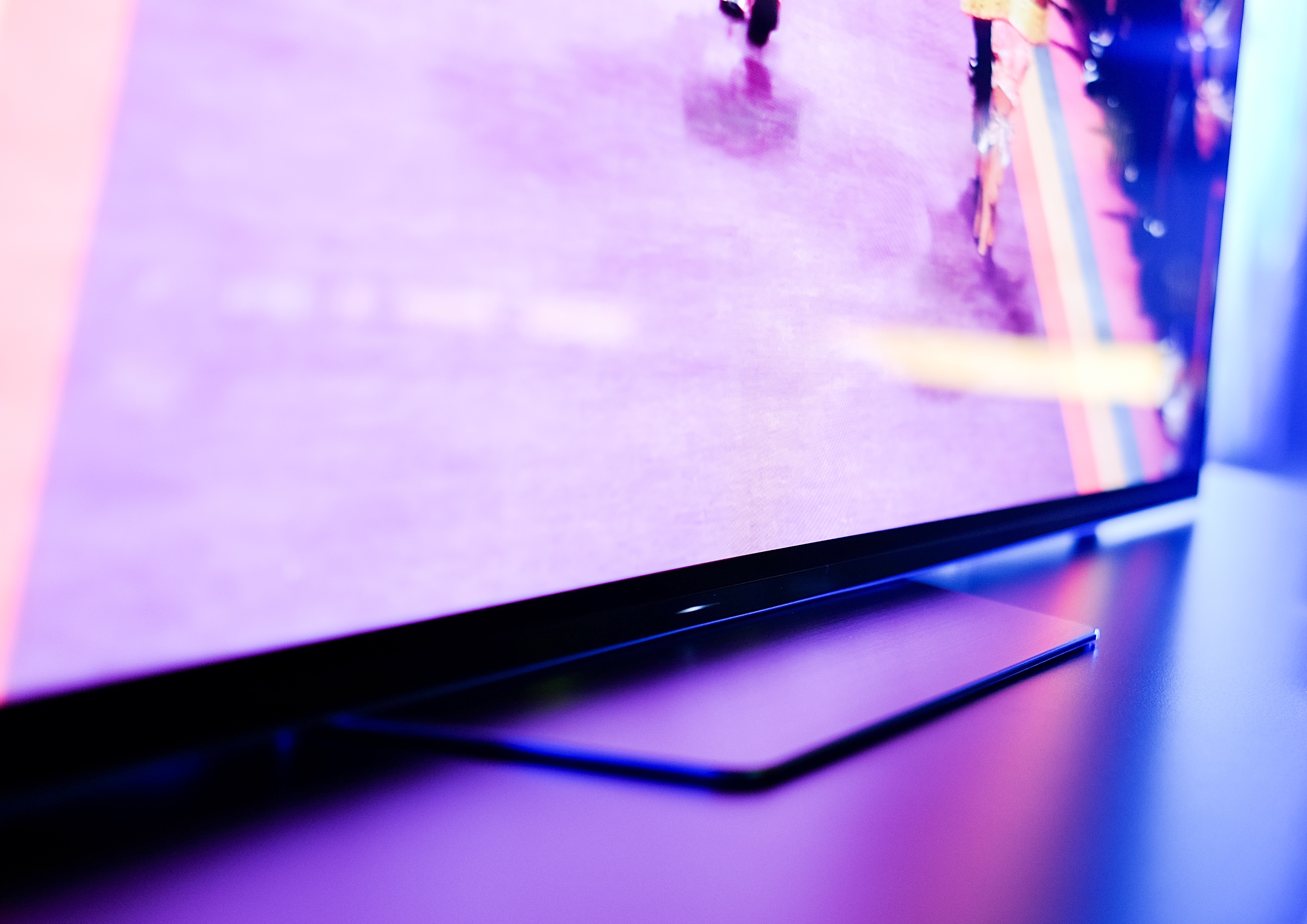 Ra mat TV Sony 4K OLED anh 4