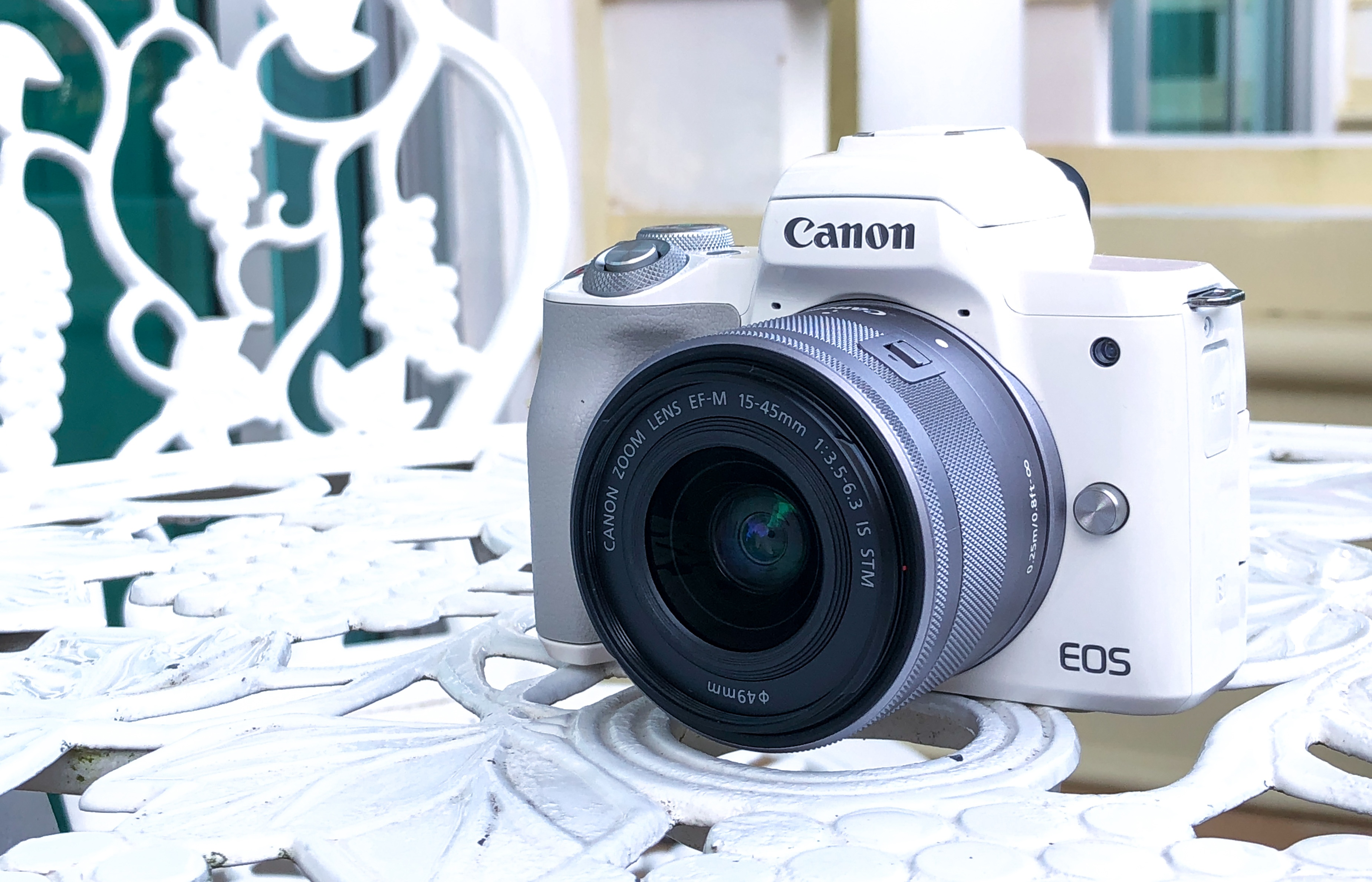 Canon ra mat EOS M50 anh 1