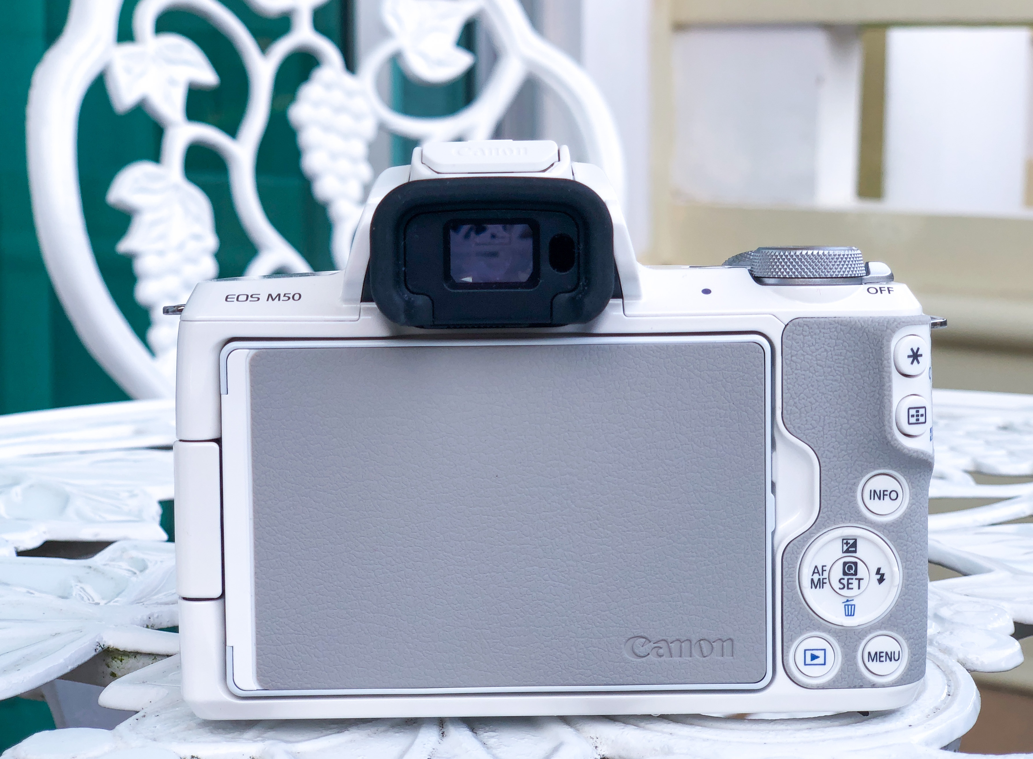 Canon ra mat EOS M50 anh 5