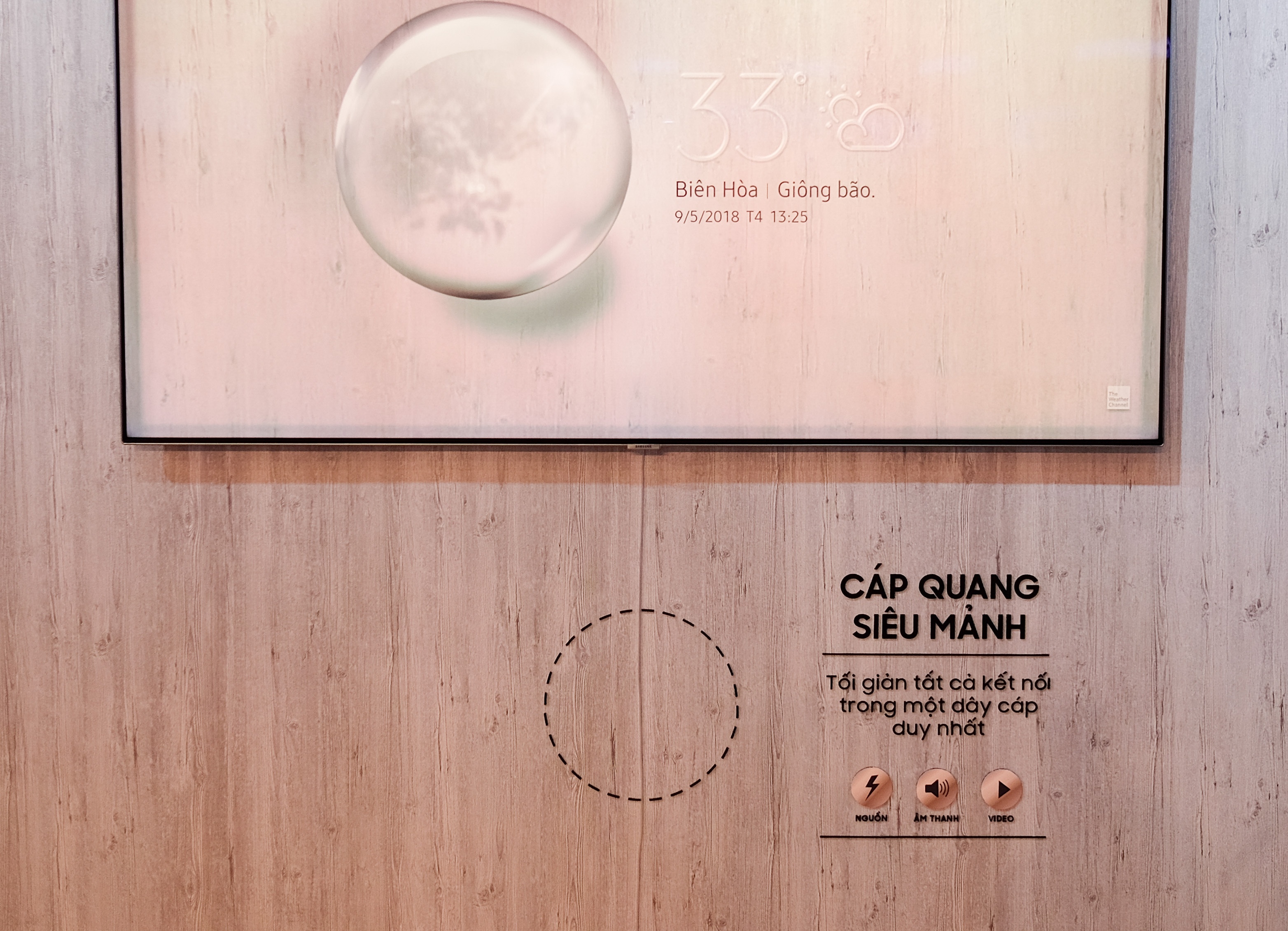 TV QLED Samsung 2018 ra mat anh 4