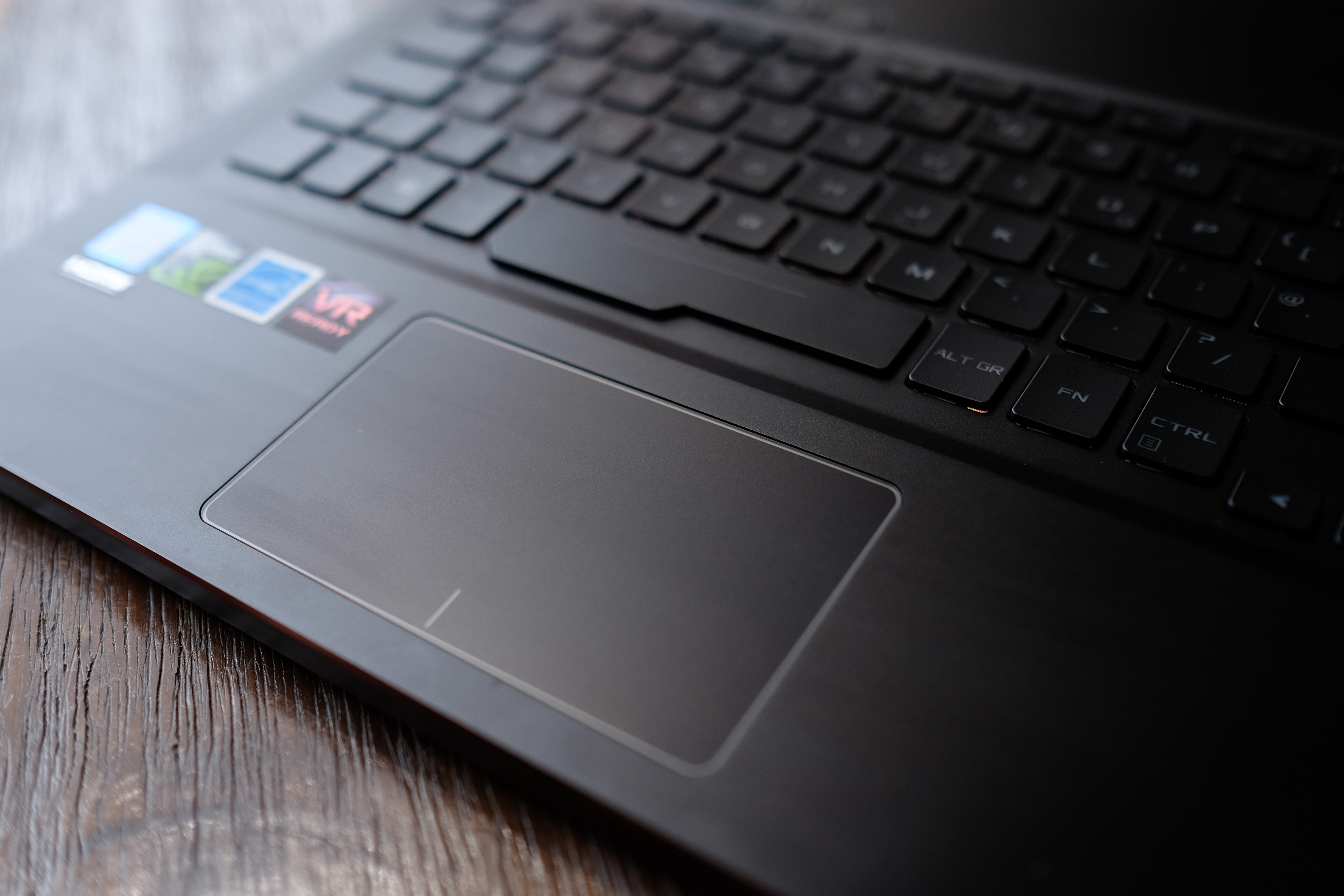 Asus ROG Zephyrus 2018 anh 12