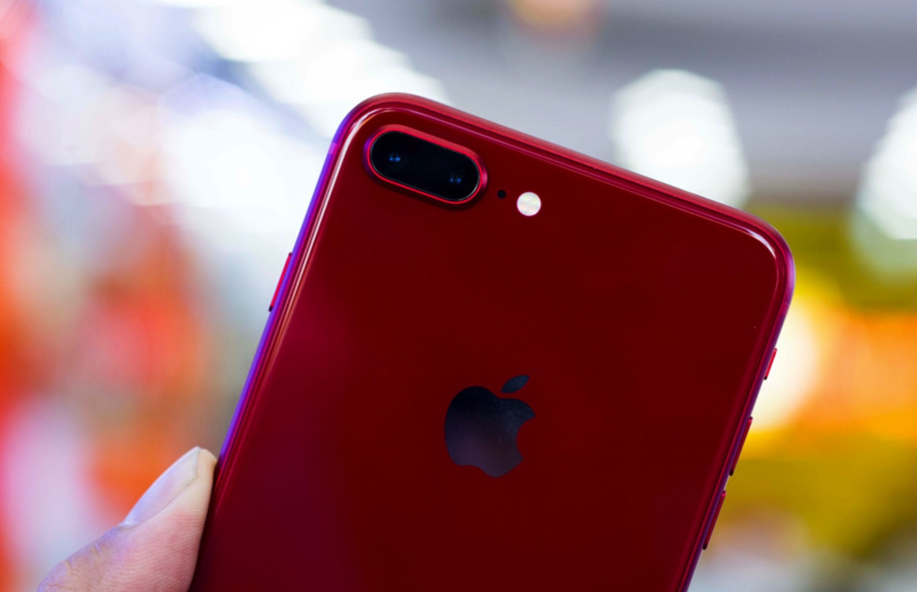 iPhone 8 mau do chinh hang gia 21 trieu dong hinh anh