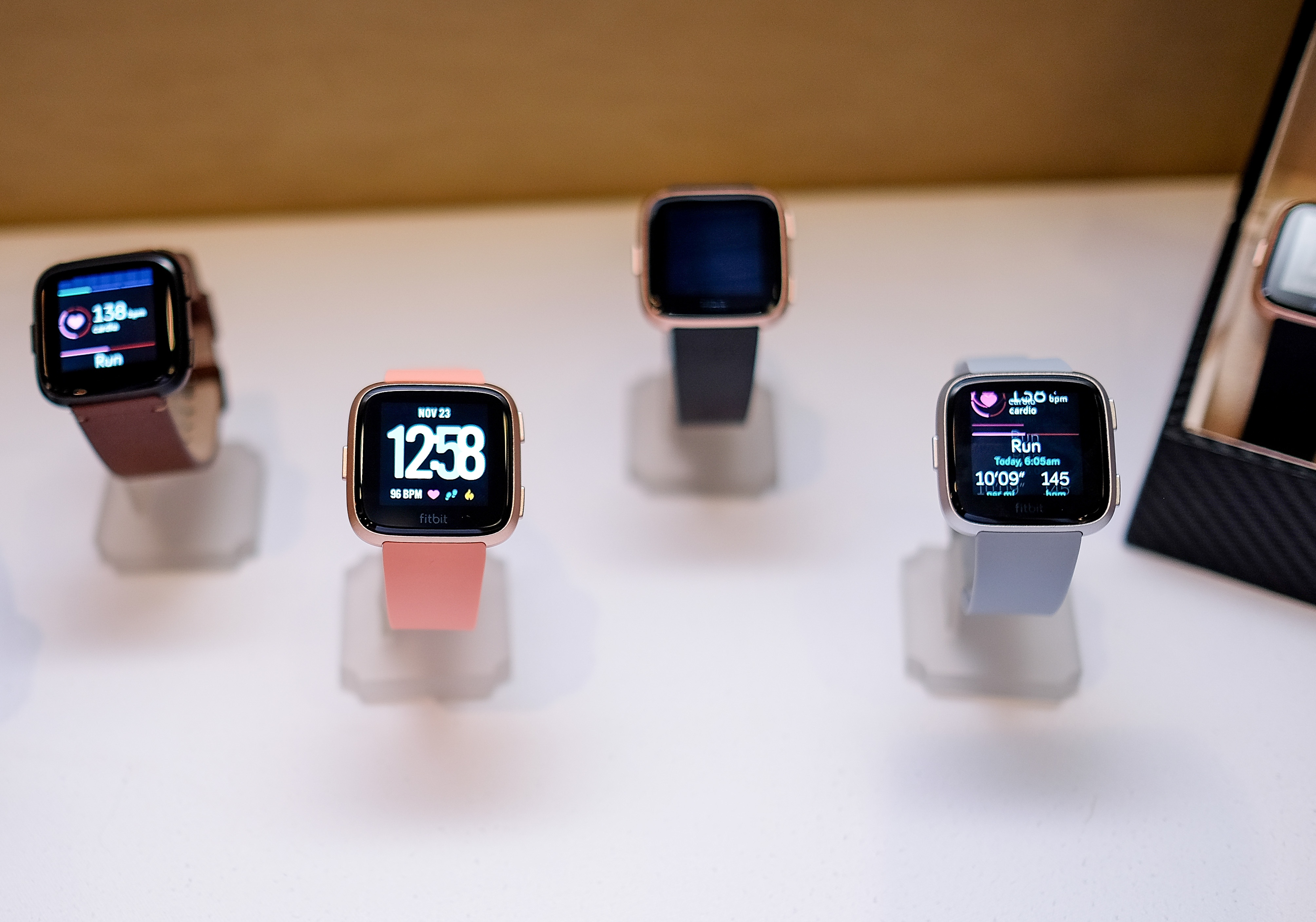 ra mắt fitbit versa việt nam ảnh 7 ra mat fitbit versa viet nam anh 7