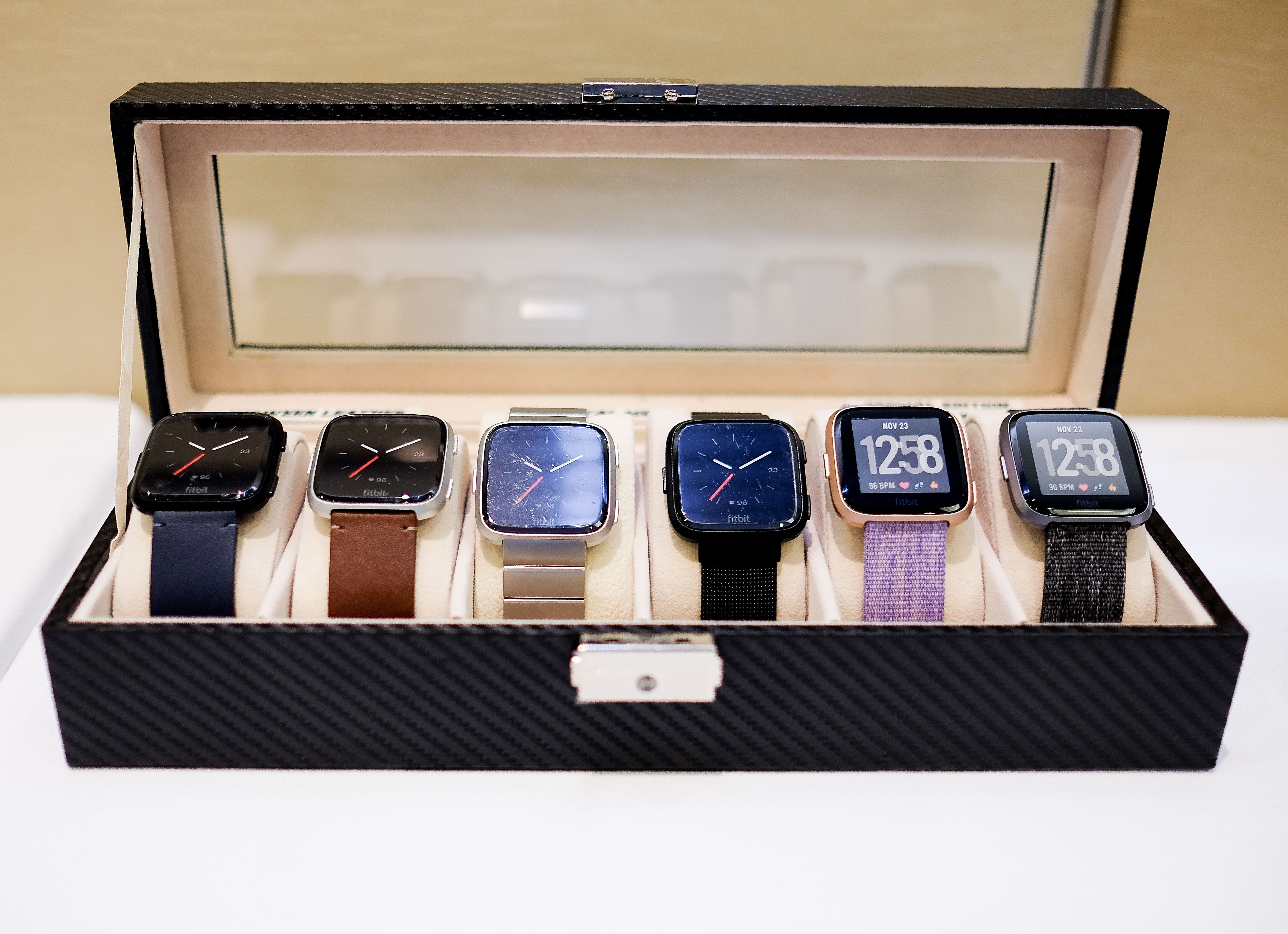 ra mắt fitbit versa việt nam ảnh 2 ra mat fitbit versa viet nam anh 2