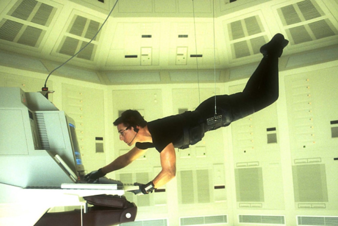 Duc mai nha trom 100.000 USD san pham Apple hinh anh