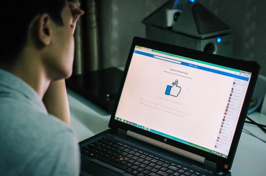 Ket ban Facebook voi nguoi la bi khoa tai khoan khong ro ly do hinh anh