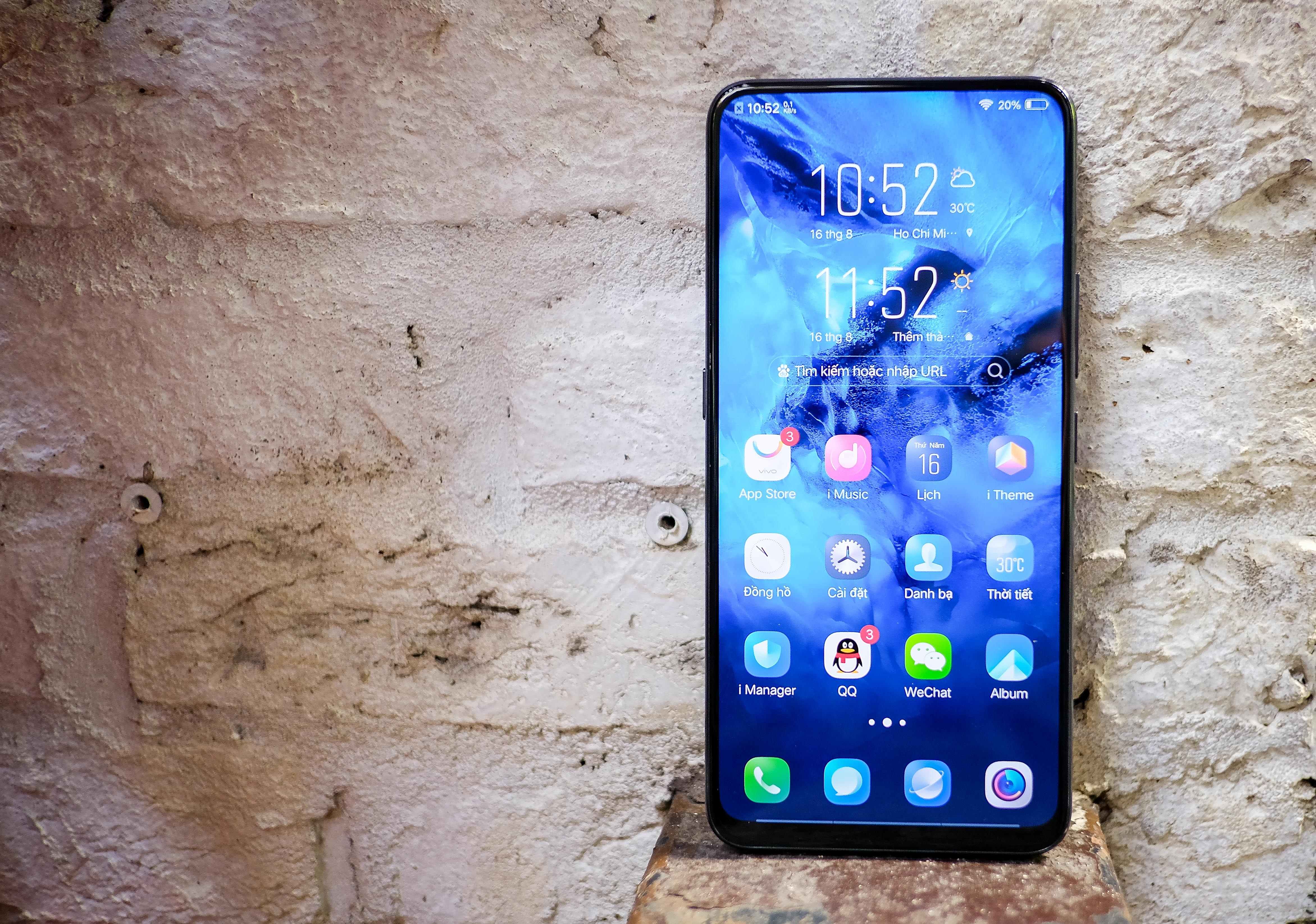 Vivo Nex S tai Viet Nam anh 1