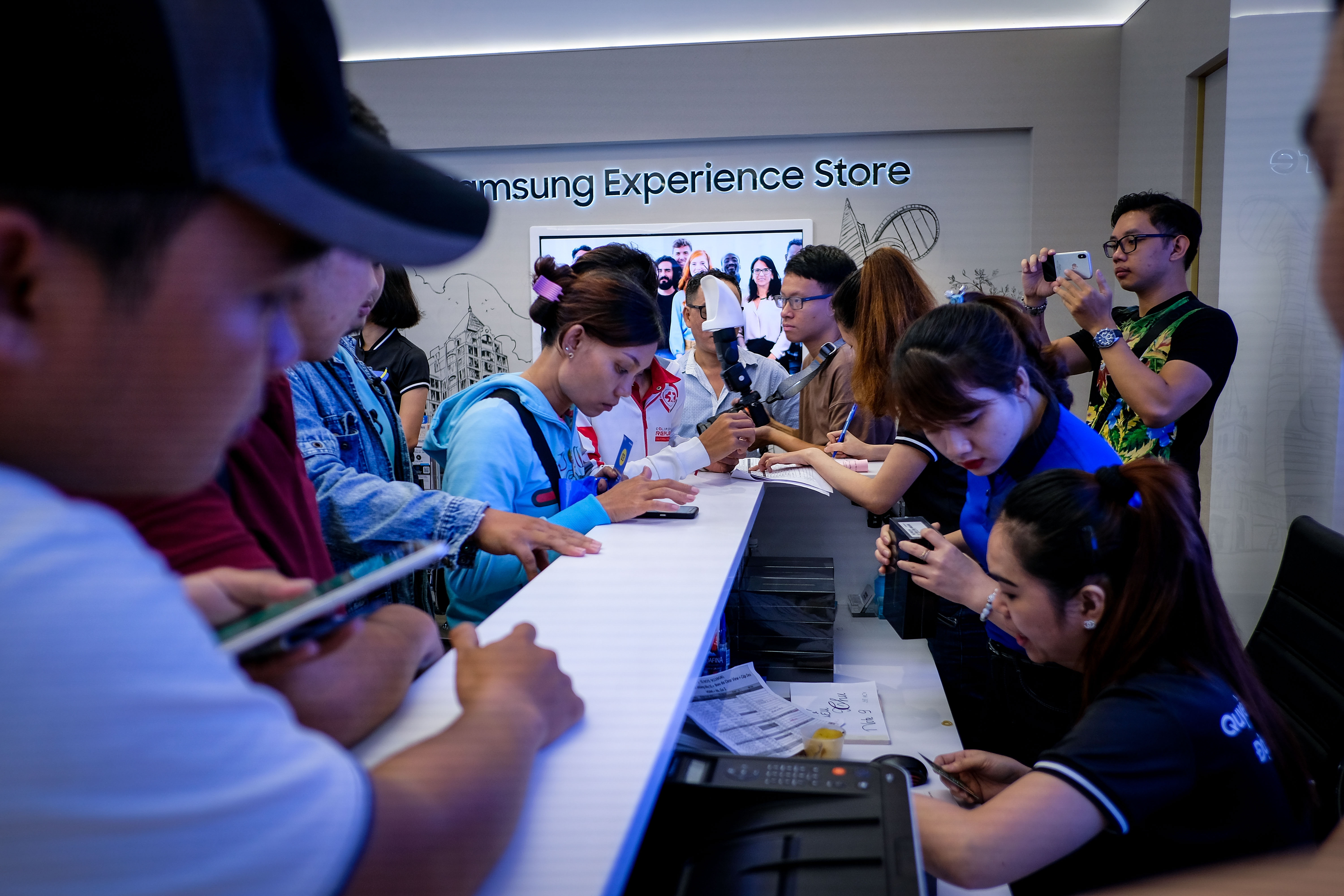 xep hang mua Note9 anh 7