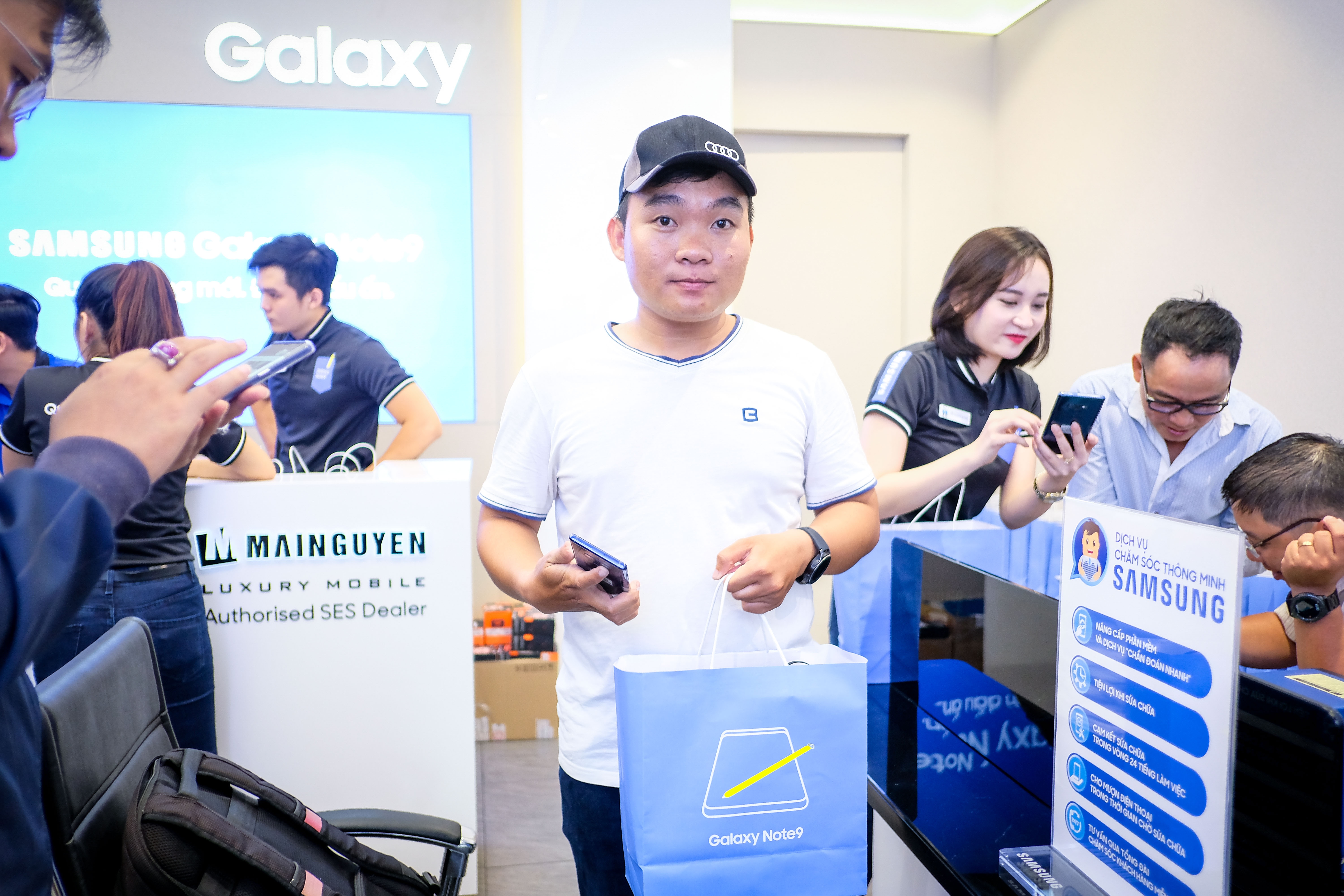 xep hang mua Note9 anh 13