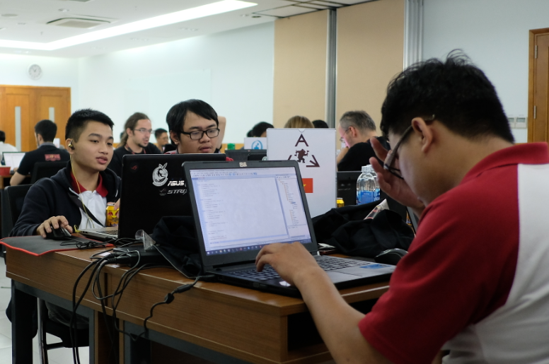 CTF mon the thao dien tu danh cho hacker anh 1