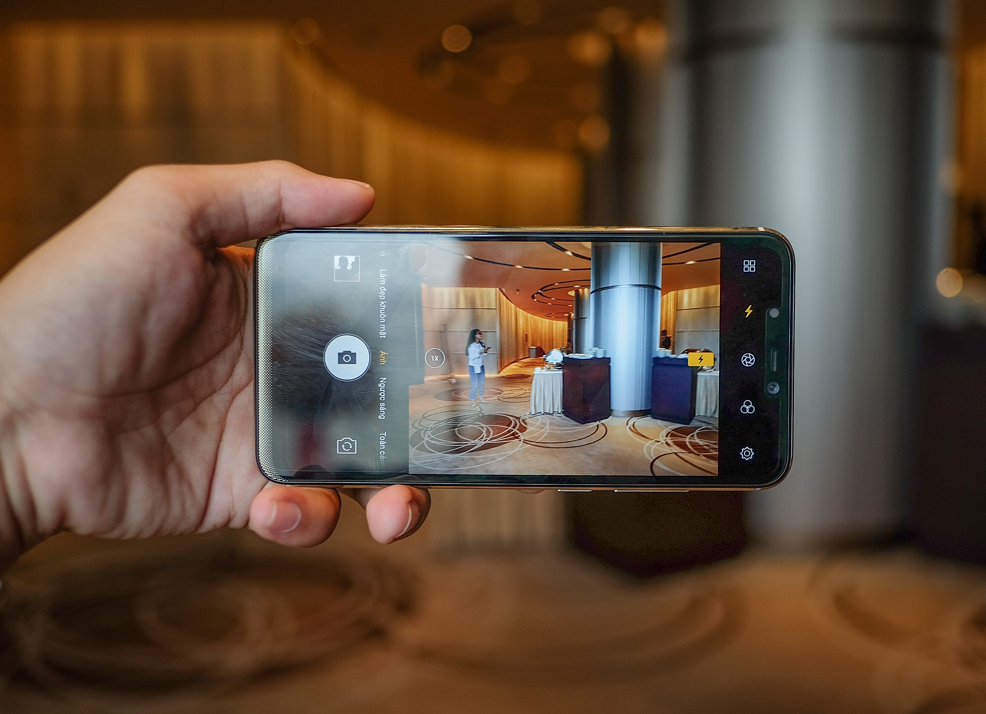 Mobiistar X smartphone Viet Nam anh 7