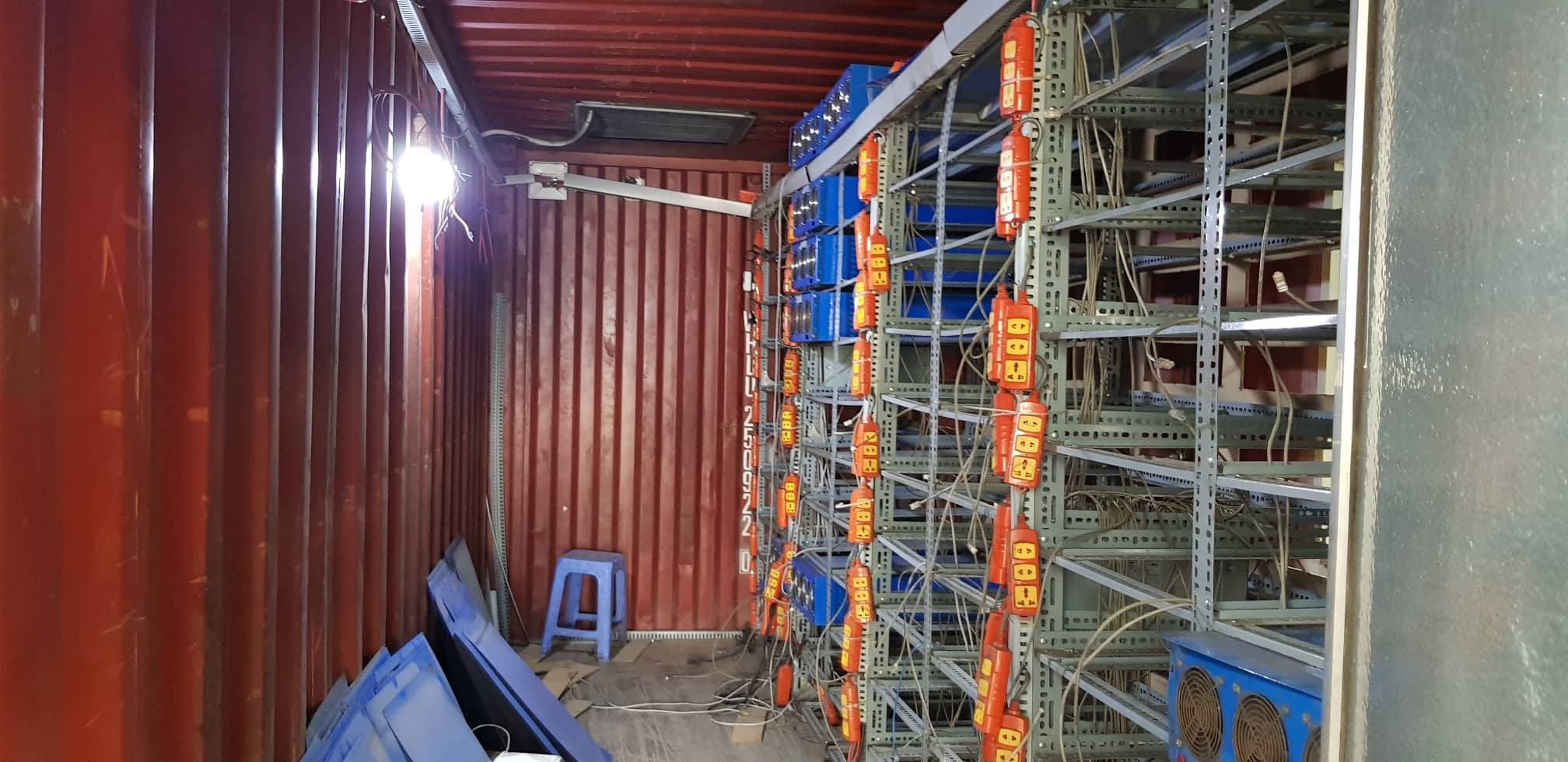 may dao bitcoin anh 2