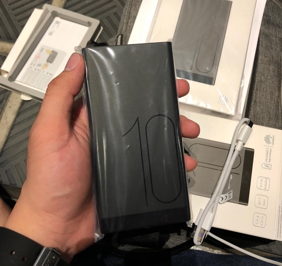 huawei phát cục sạc cho người mua iphone ảnh 7 huawei phat cuc sac cho nguoi mua iphone anh 7