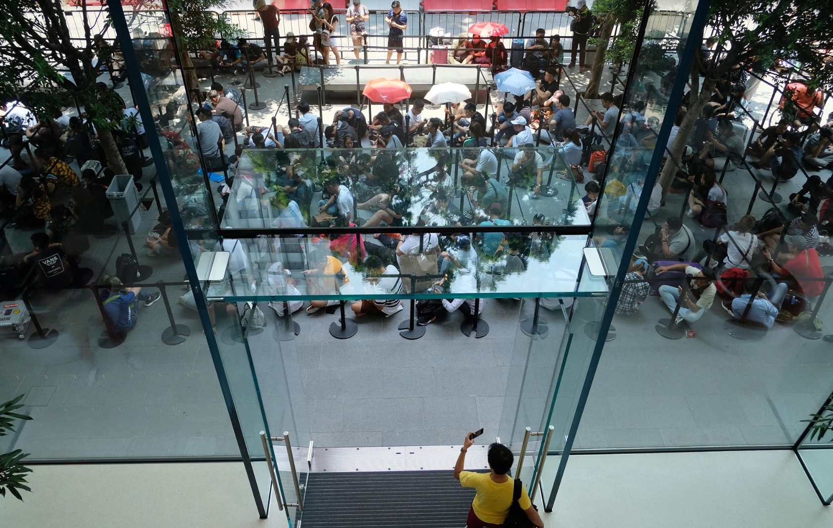 người Việt xếp hàng mua iphone XS ảnh 15 nguoi Viet xep hang mua iphone XS anh 15