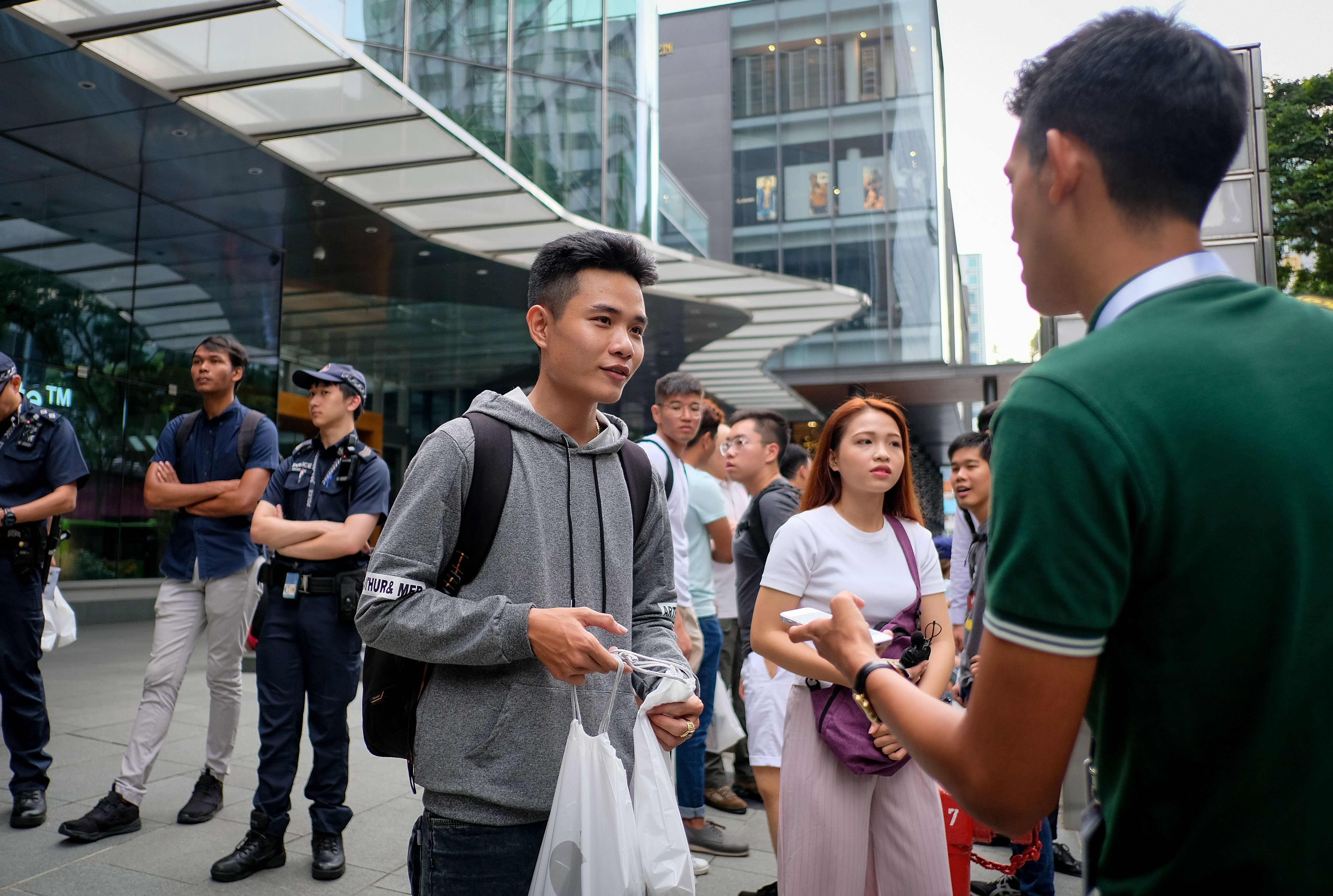 cho iphone singapore anh 2