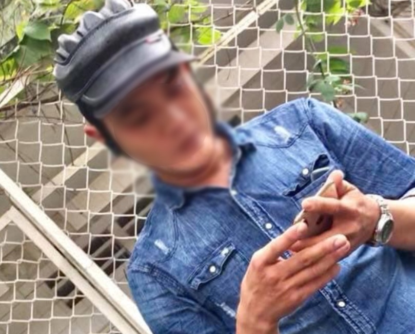 Lua dao iphone xs anh 3