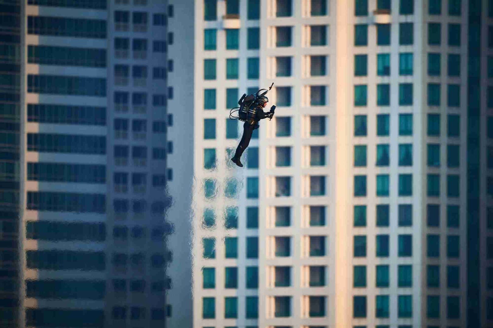 Chi 5.000 USD de bay nhu Ironman 20 phut anh 1