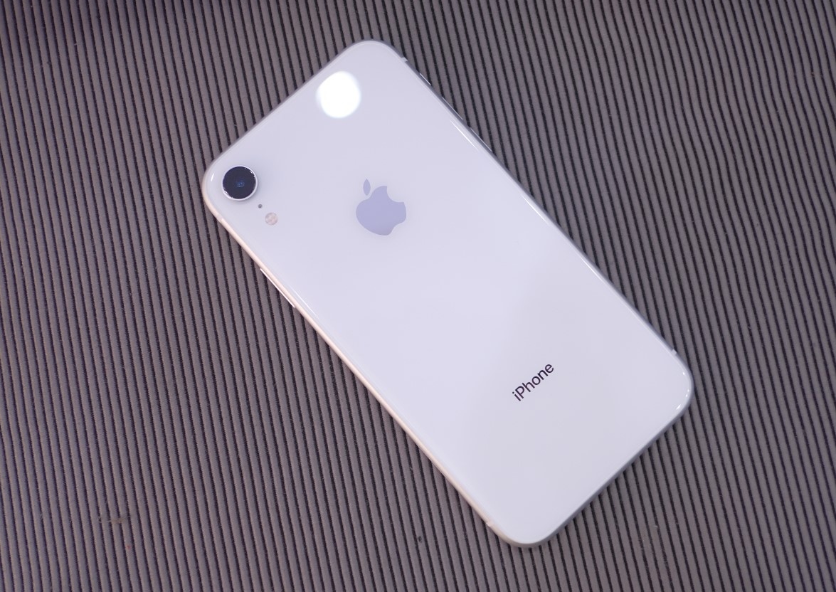 iphone XR tai Viet Nam anh 9