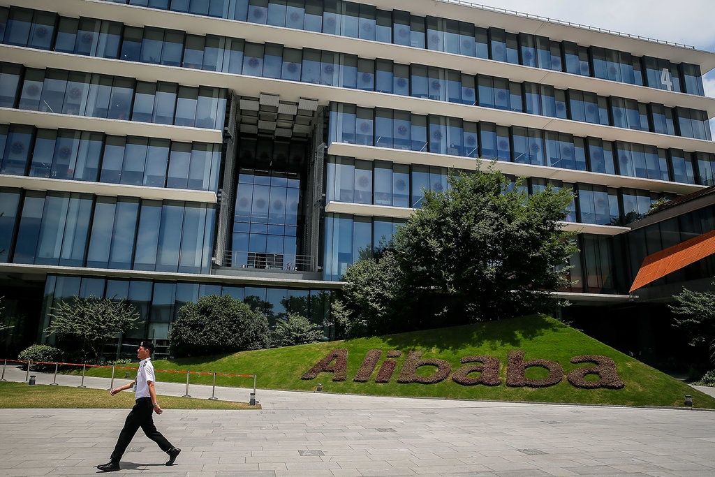 Alibaba la nan nhan moi cua chien tranh thuong mai My - Trung hinh anh