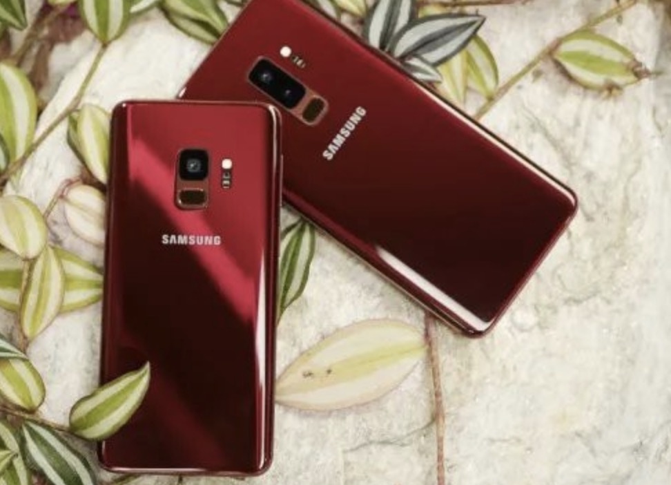 Samsung Galaxy S9+ mau do ra mat o VN, gia 20 trieu dong hinh anh