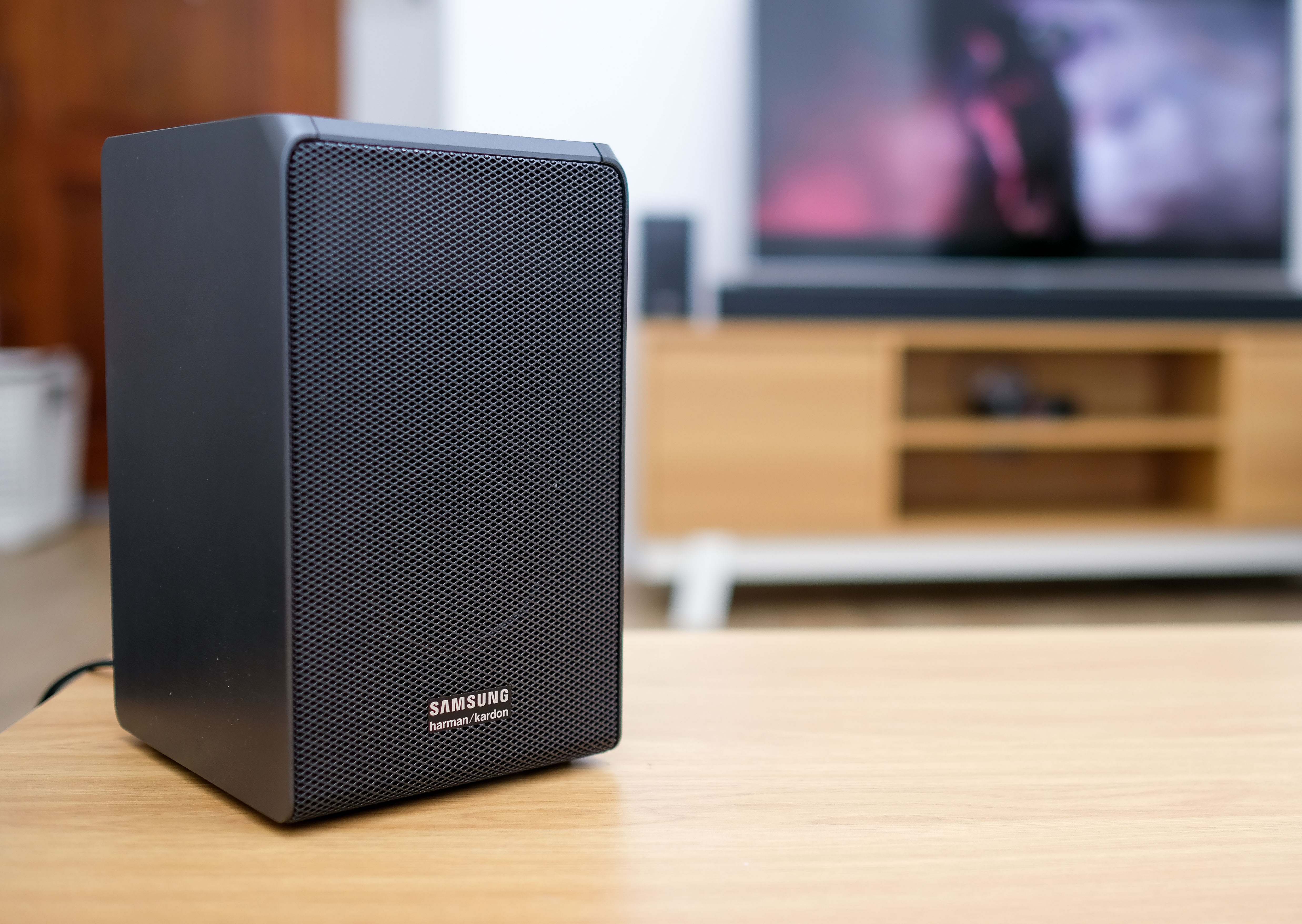 đánh giá loa samsung soundbar N950 ảnh 3 danh gia loa samsung soundbar N950 anh 3