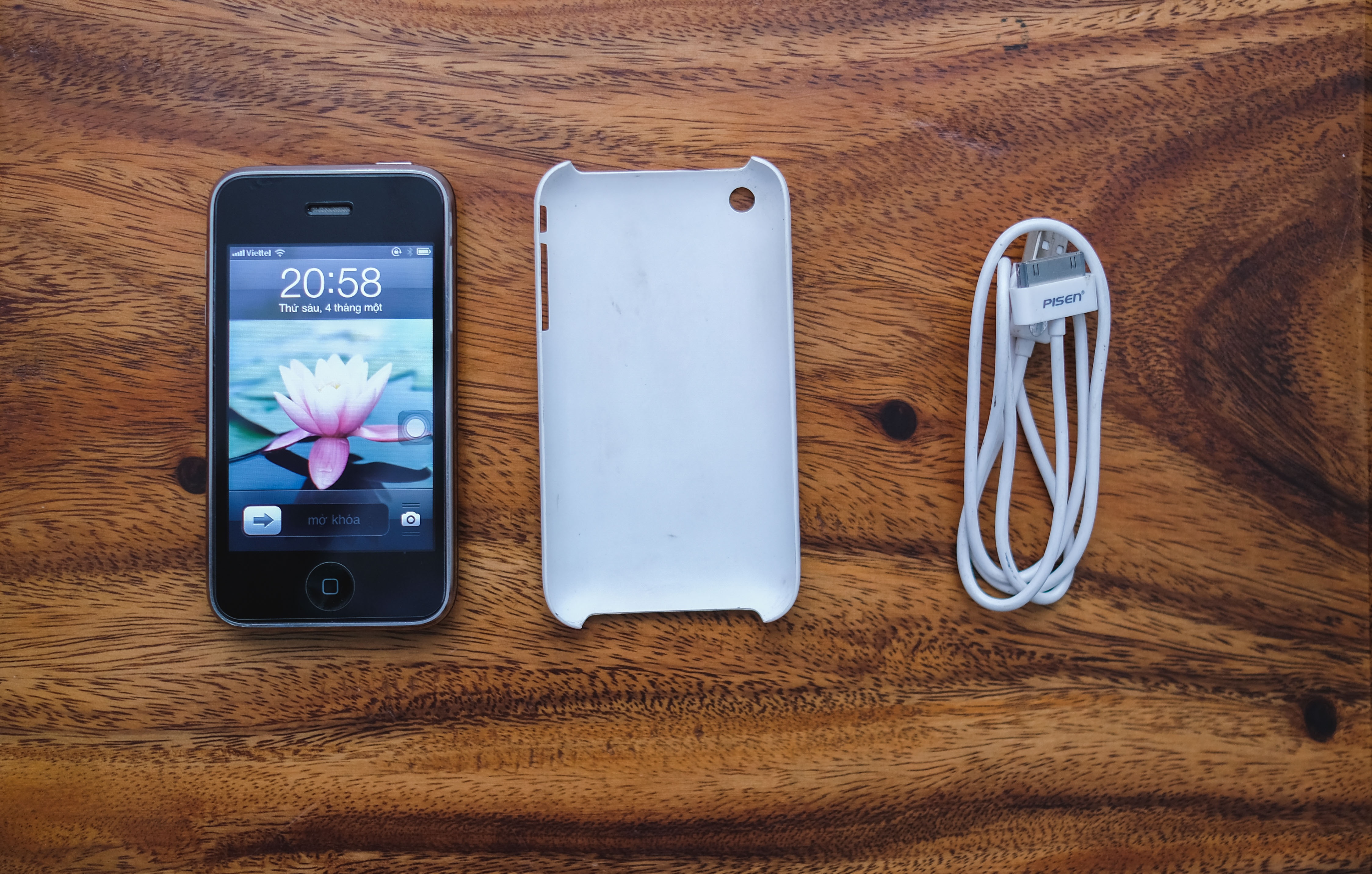 dùng iphone 3gs năm 2019 ảnh 3 dung iphone 3gs nam 2019 anh 3