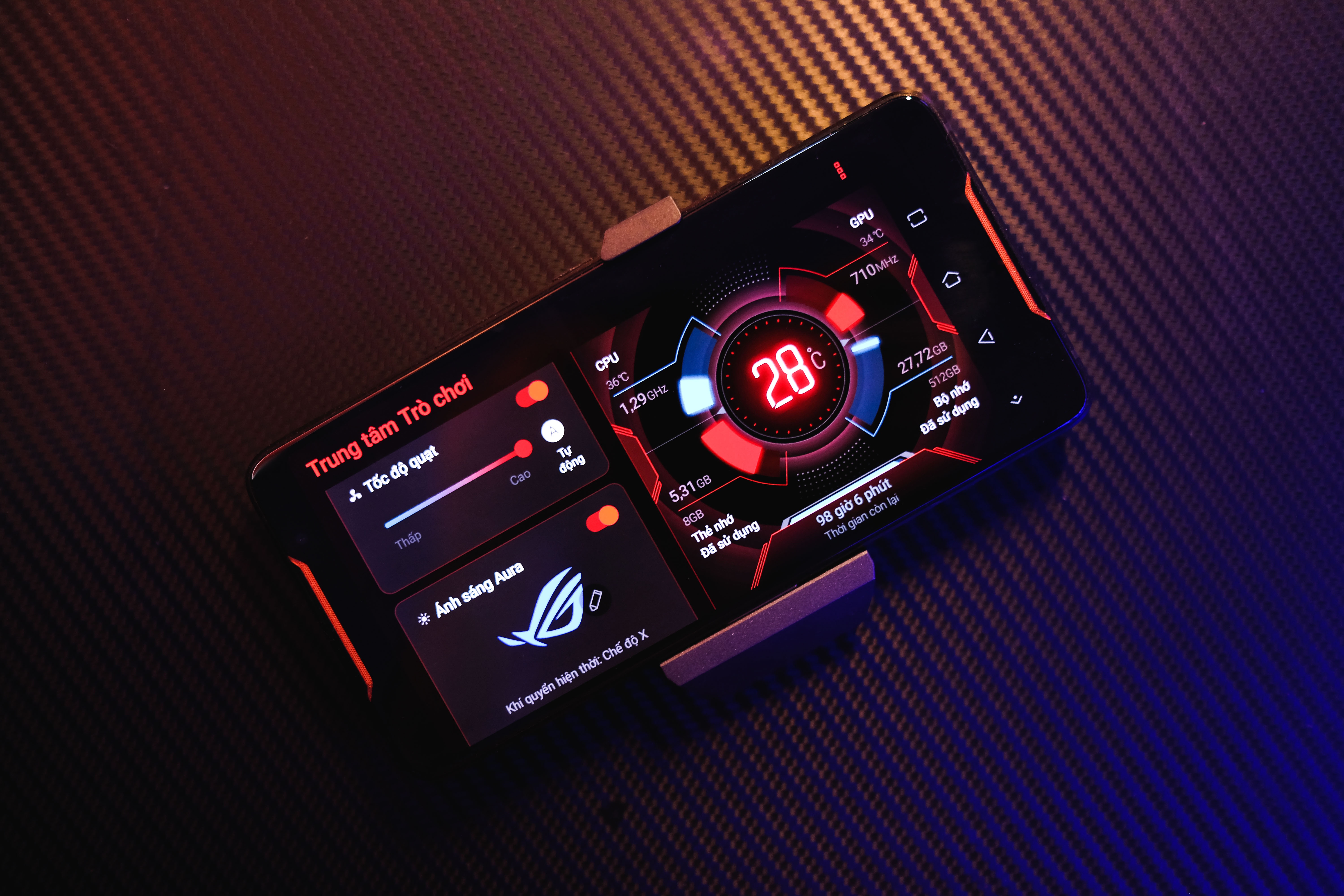 Gaming phone Asus ROG ảnh 6 Gaming phone Asus ROG anh 6