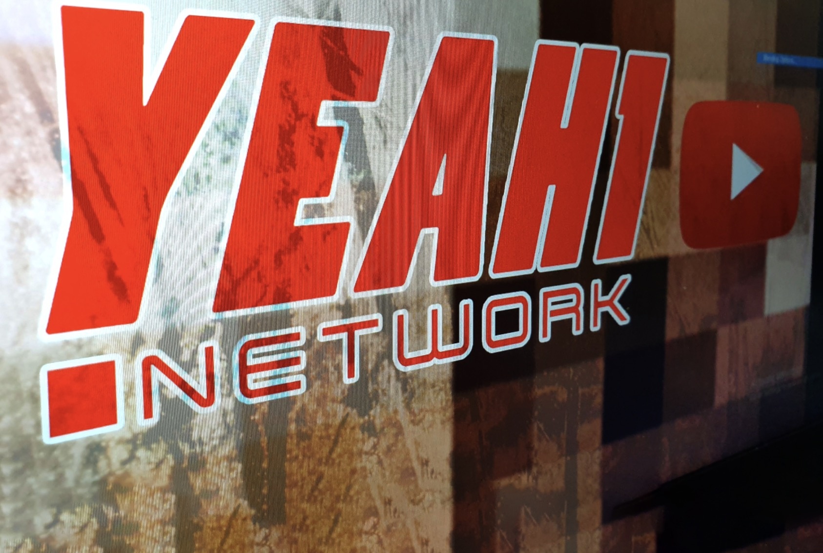 Network kieu Yeah1 - song dua YouTube, mo hinh khong ben vung hinh anh