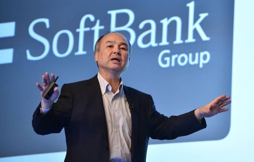 Du dinh ban day, ty phu Softbank mat 130 trieu USD vi Bitcoin hinh anh