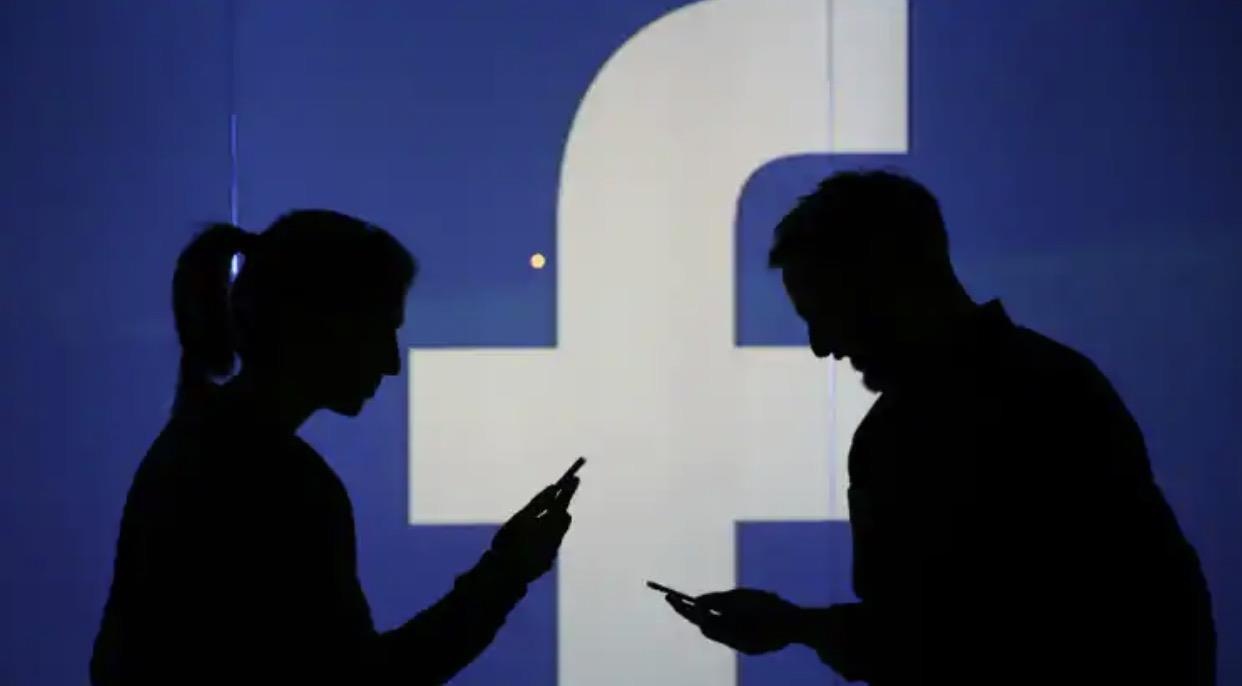 'Con bao report' dang de doa danh sap hang nghin group Facebook hinh anh