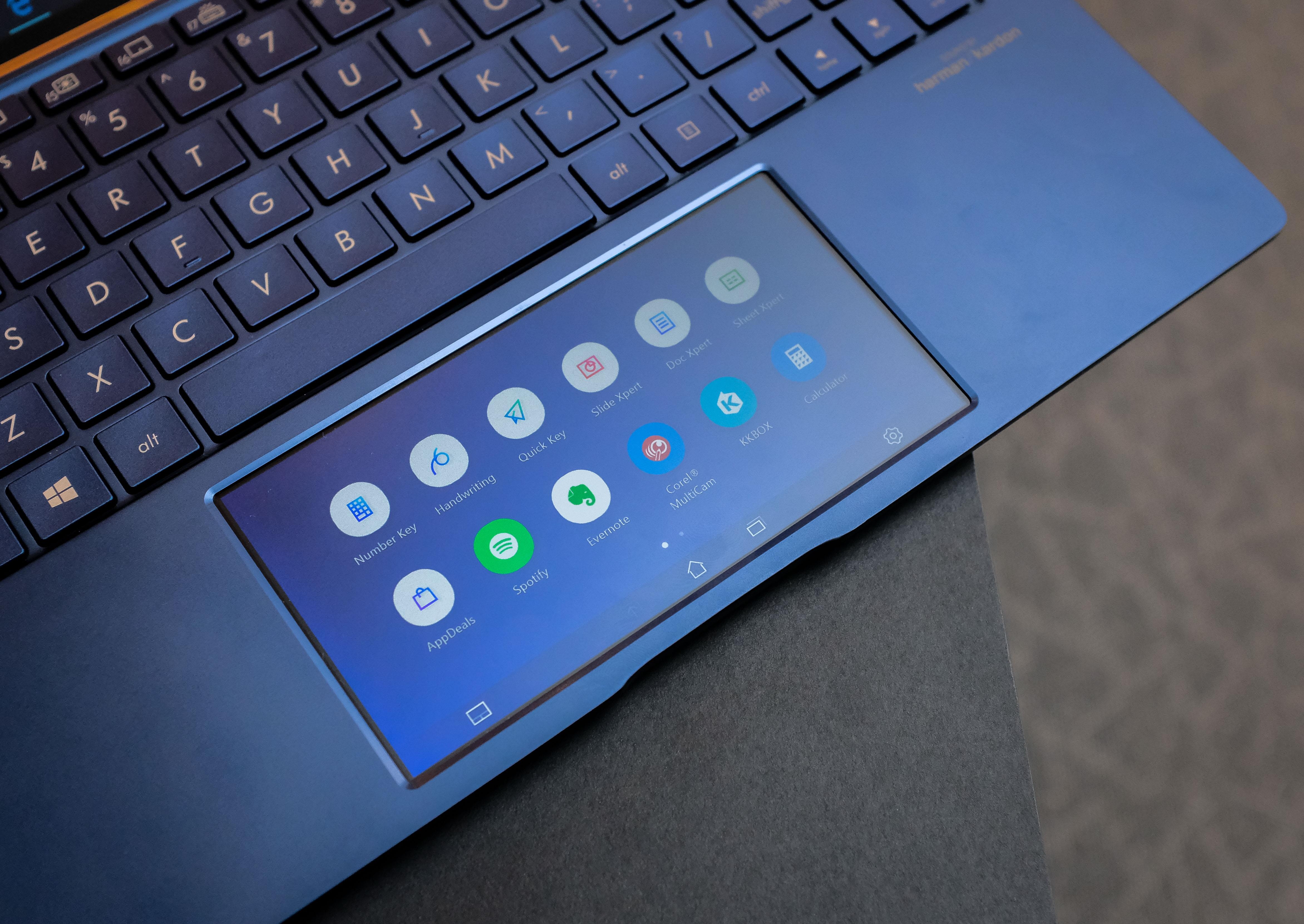 Asus New Zenbook anh 3