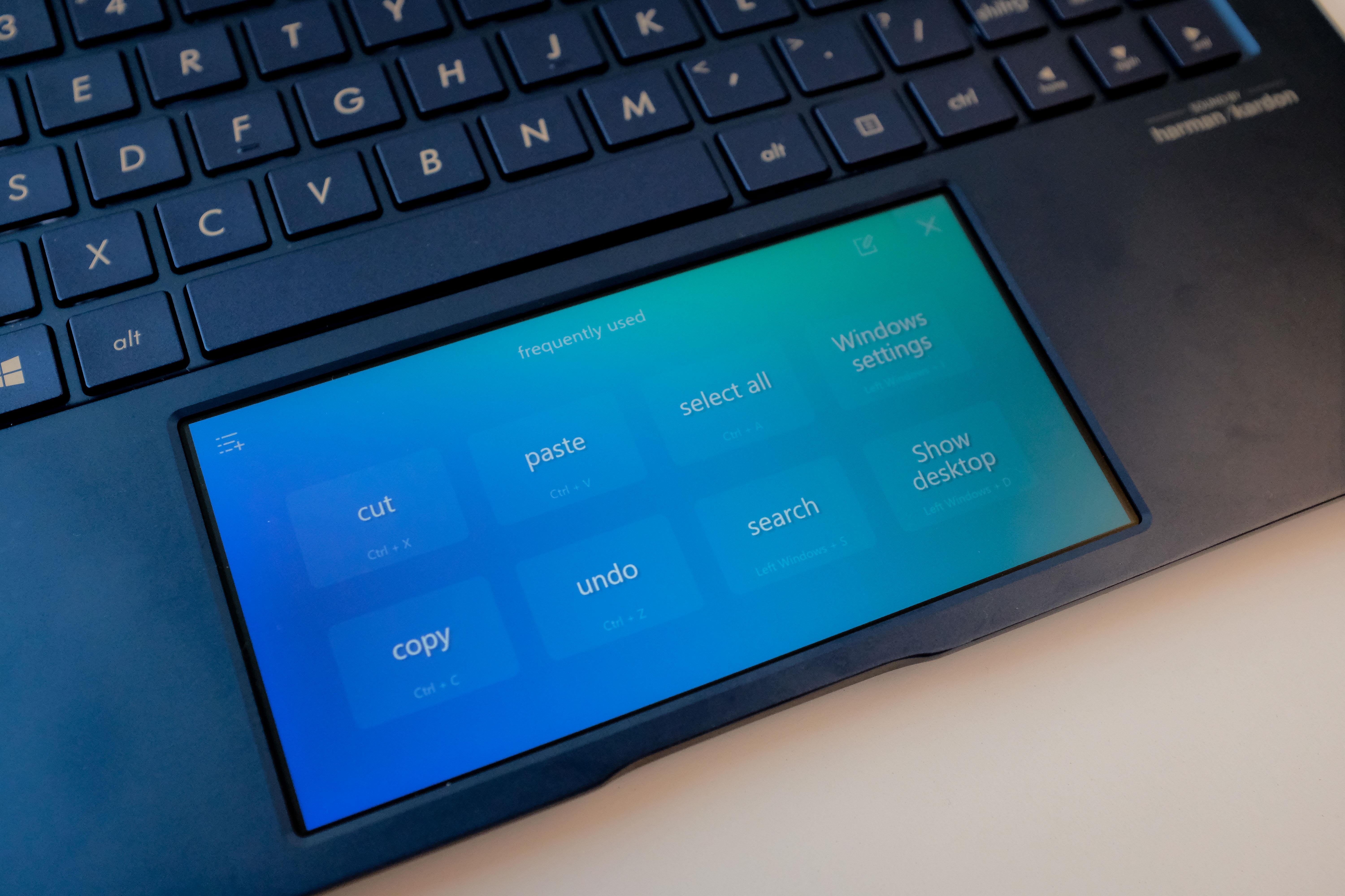 Asus New Zenbook anh 5