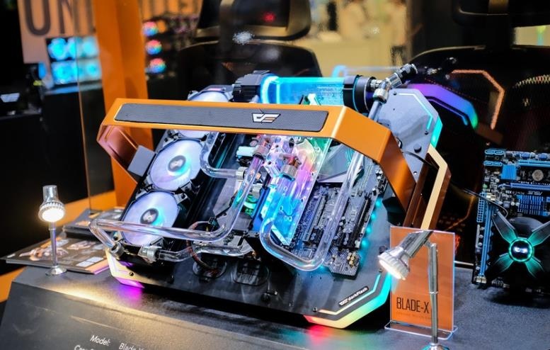 Sieu pham PC RAM 384 GB va nhung diem nhan tai Computex 2019 hinh anh