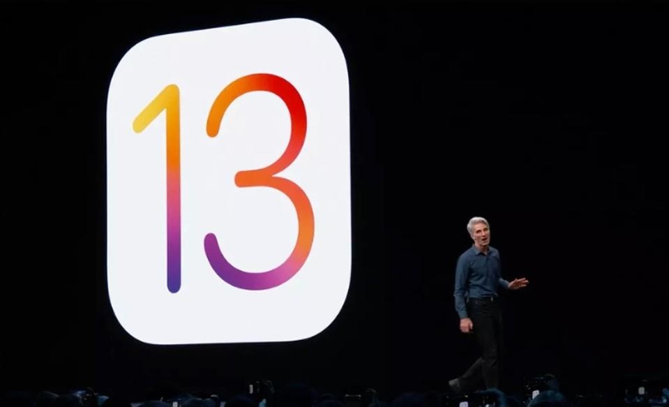 iOS 13 ra mat - mo app nhanh gap doi, them darkmode hinh anh