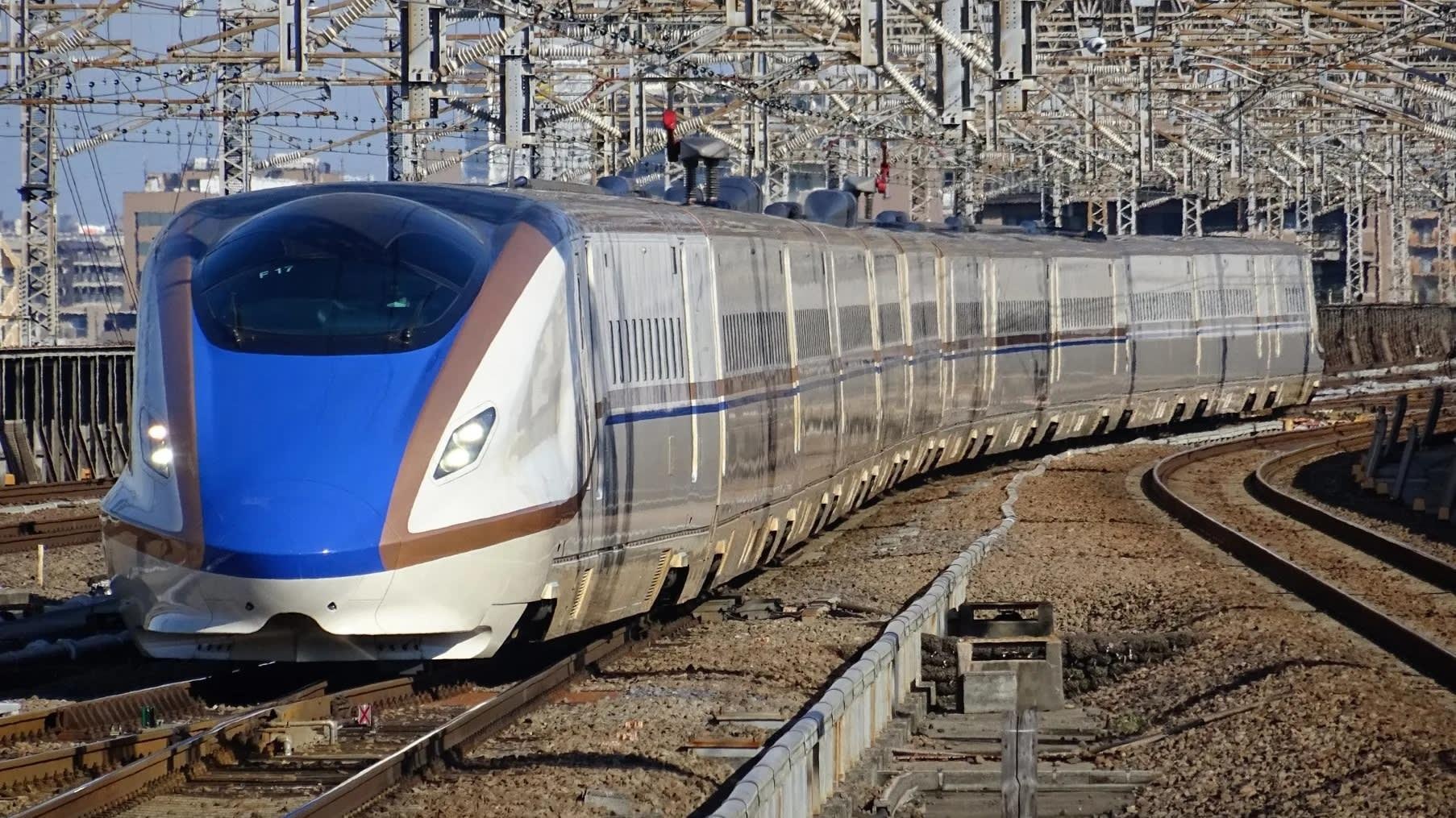 Nhat Ban dung tau sieu toc de giao hai san tuoi hinh anh