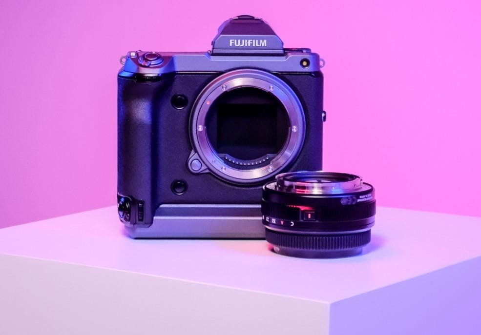 Fujifilm ra mat may anh 102 MP gia 255 trieu dong tai Viet Nam hinh anh