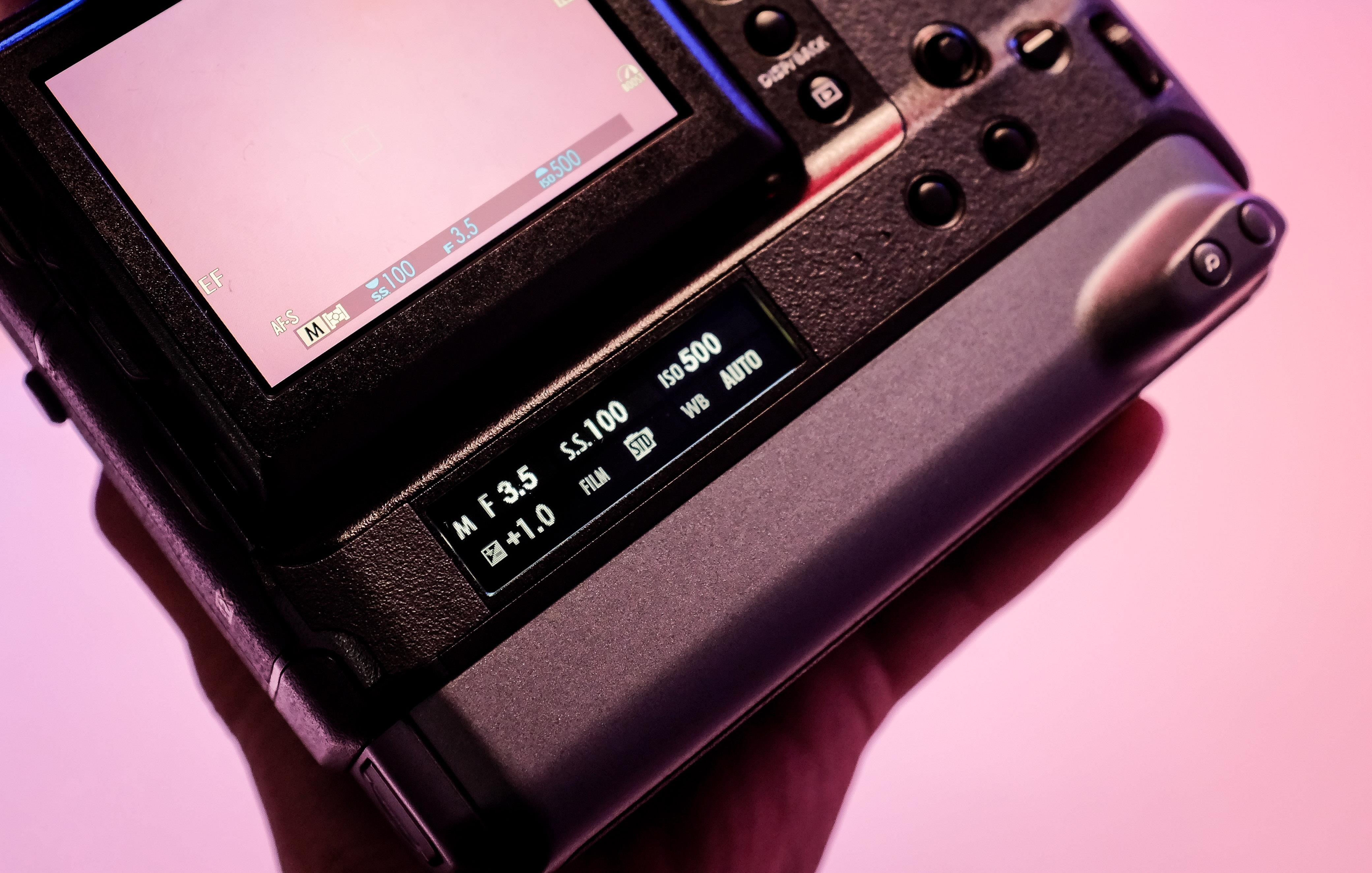 ra mat fujifilm GFX100 anh 5