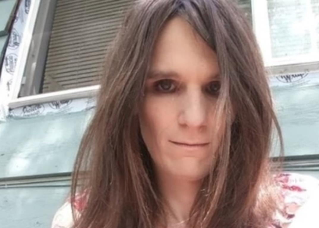 Nu hacker 'chom' du lieu 100 trieu nguoi My bi bat vi khoe khoang hinh anh