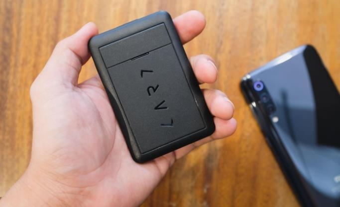 Hop cap sac da nang nay la mon do khong the thieu khi toi di chuyen hinh anh