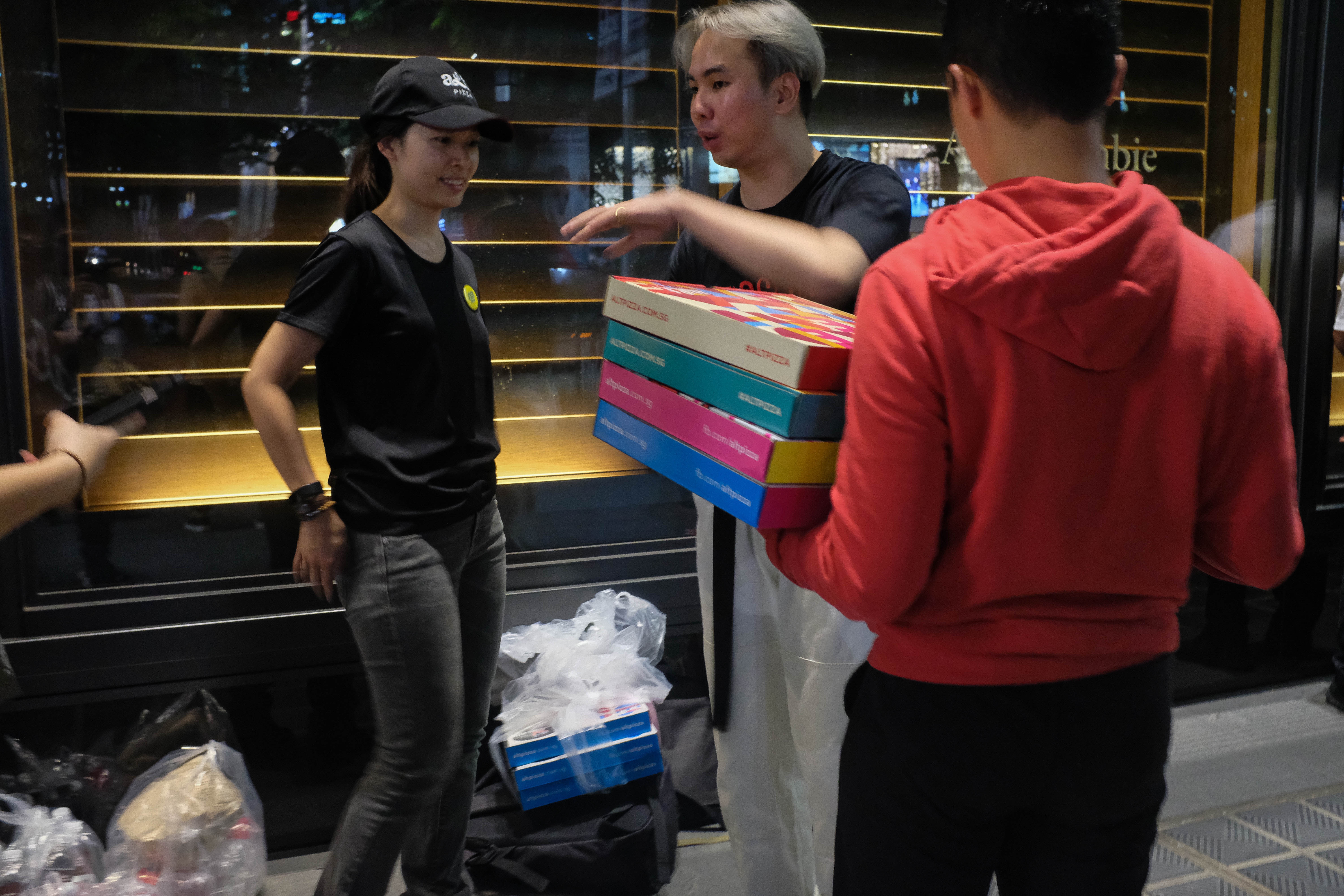 phat pizza tai apple store anh 5