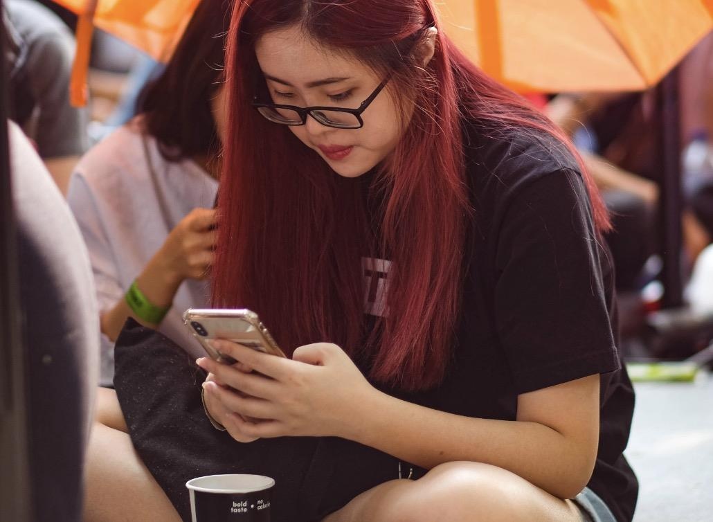 Nguoi Viet xep hang o Singapore duoc mua 6 chiec iPhone 11 hinh anh