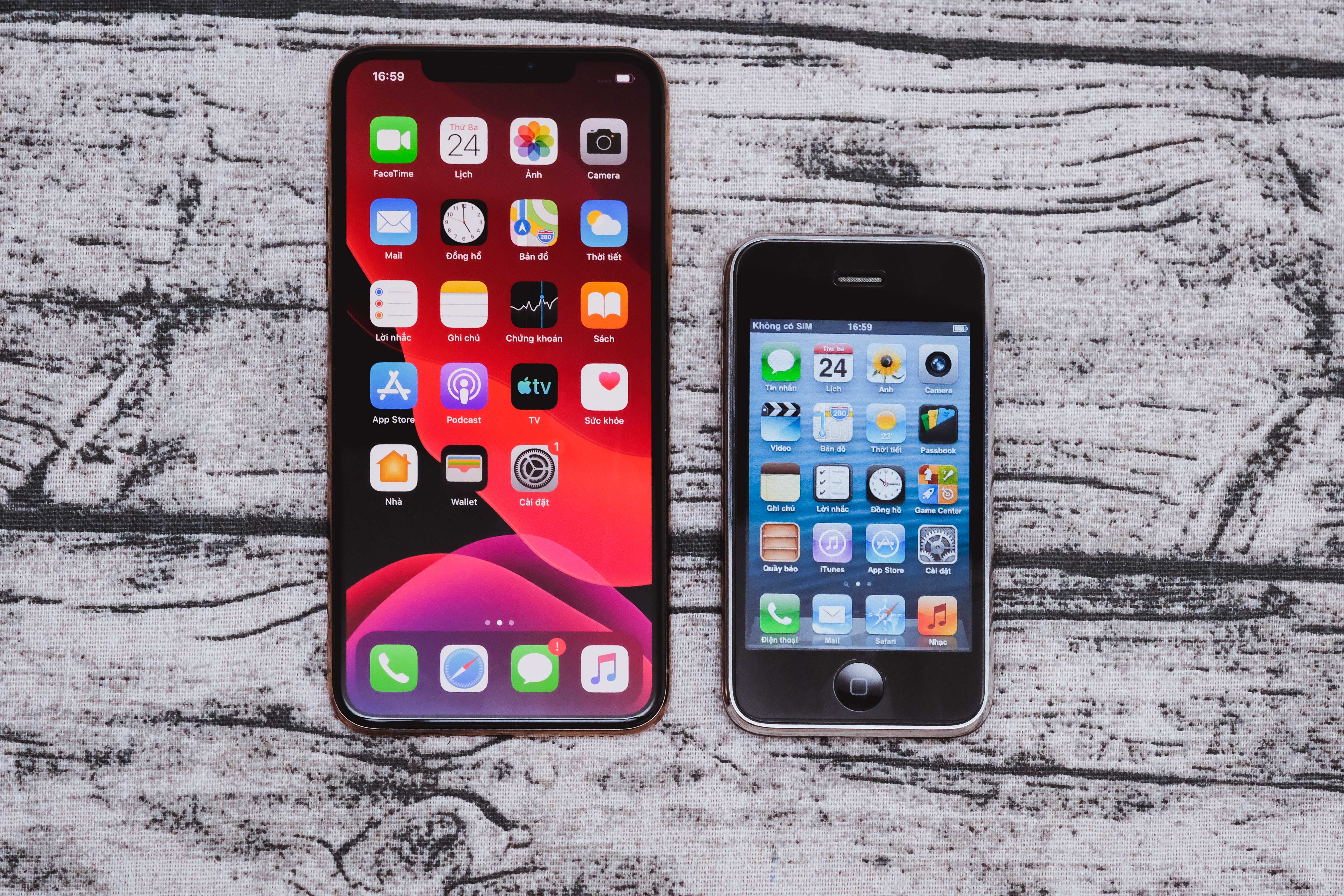 iPhone 3gs vs iPhone 11 pro max anh 4