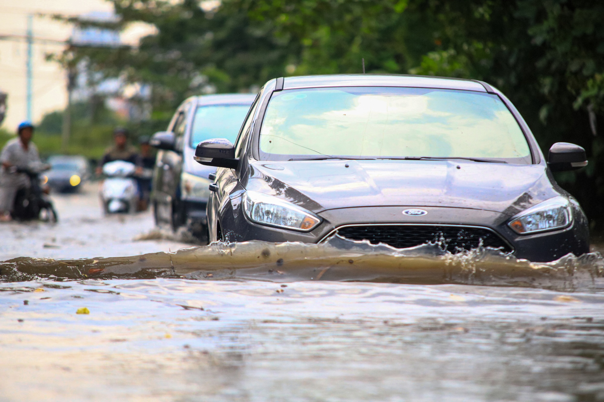 trieu cuong gay ngap duong Tran Nao quan 2 anh 3