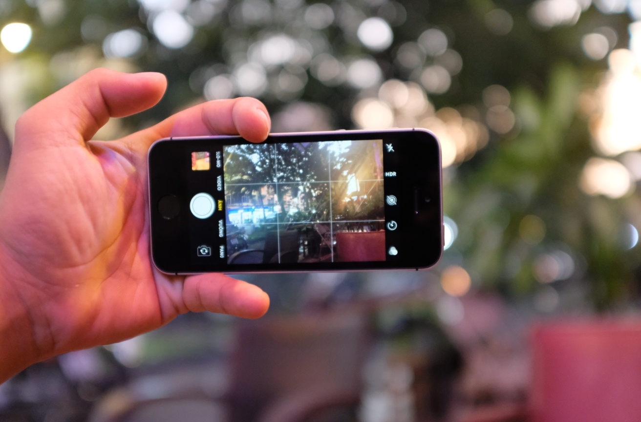 danh gia iPhone SE anh 2