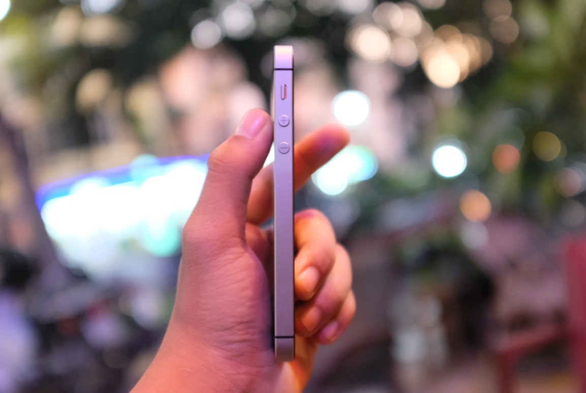 danh gia iPhone SE anh 3