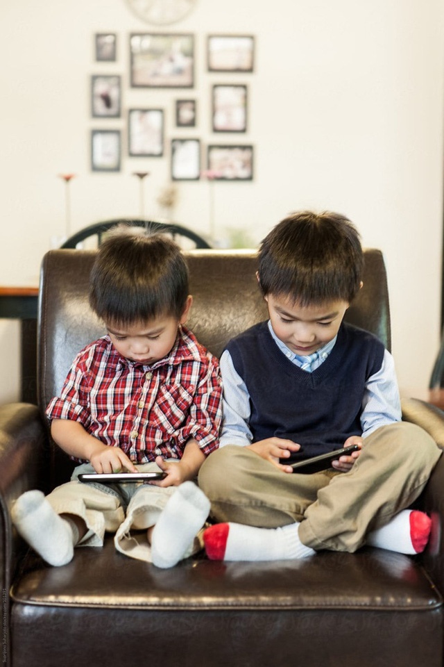 đồng hồ lớp học ảnh 1 dong ho lop hoc anh 1