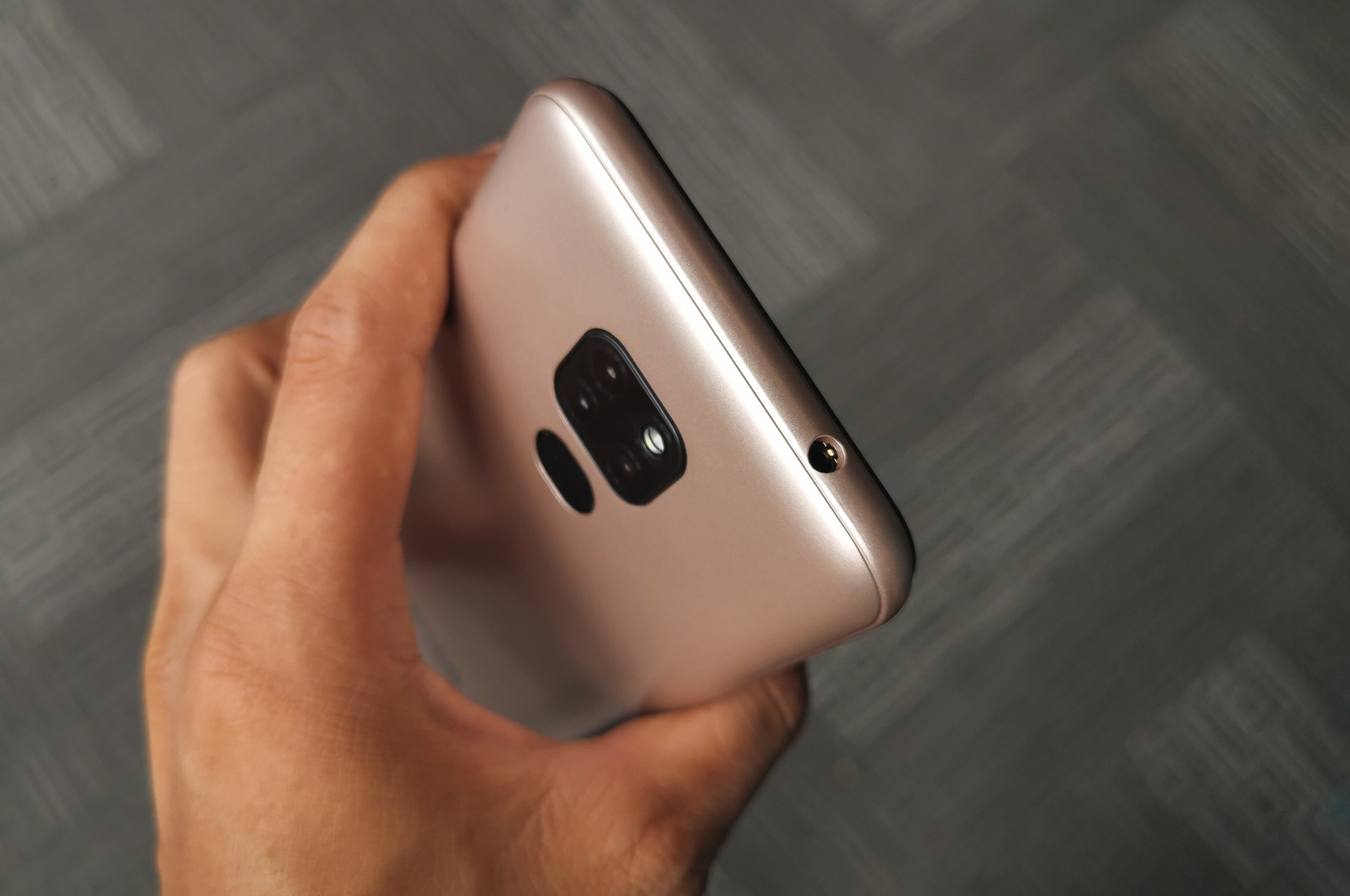 asanzo ra mat smartphone anh 4