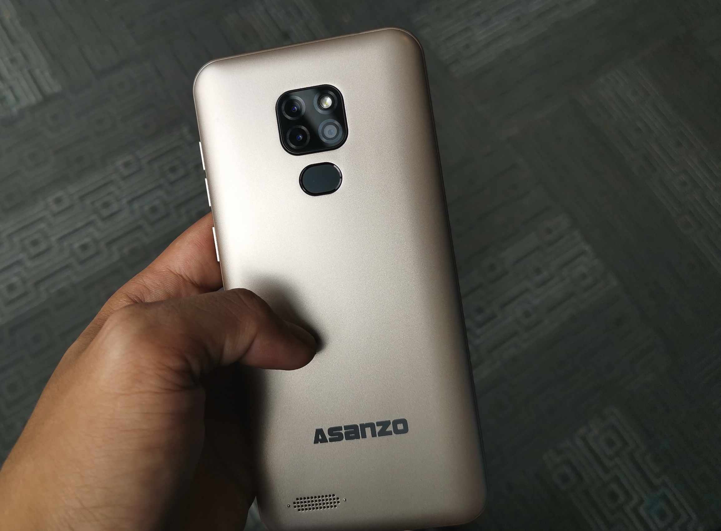 asanzo ra mat smartphone anh 5