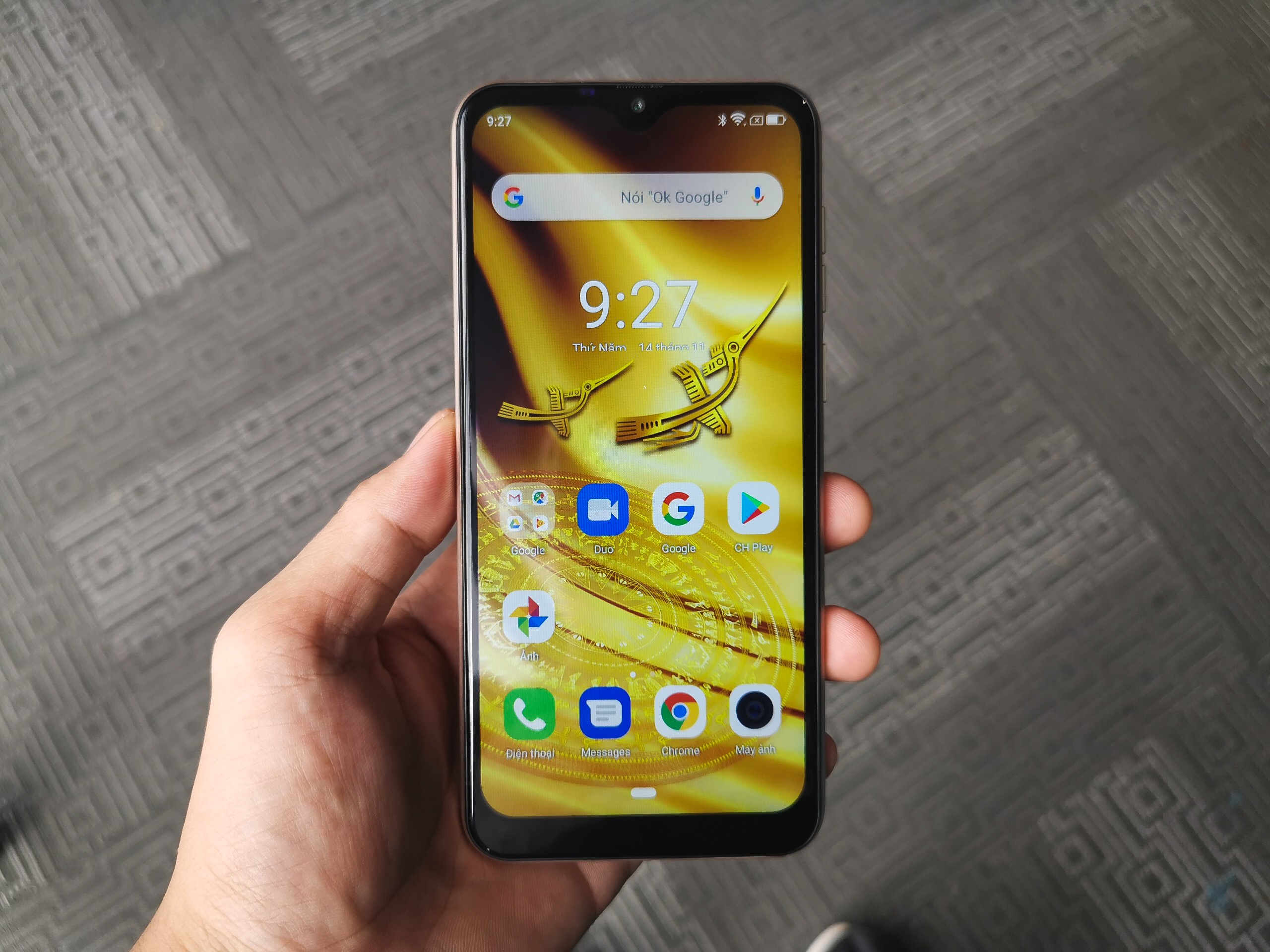 Asanzo ra mat smartphone gia 2,5 trieu dong hinh anh