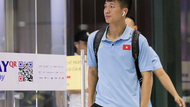 cầu thủ mang airpods ảnh 5 cau thu mang airpods anh 5